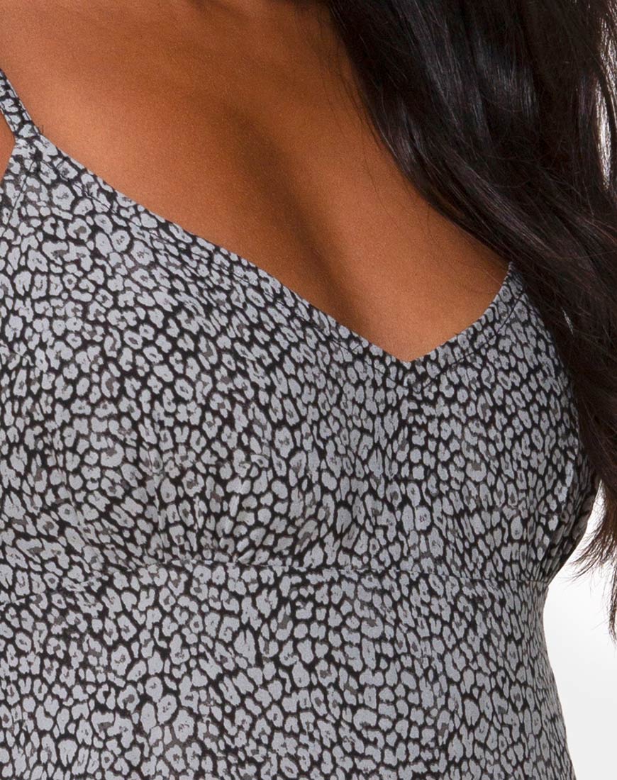 Imagen de Rilia Slip Dress in Ditsy Leopard Grey