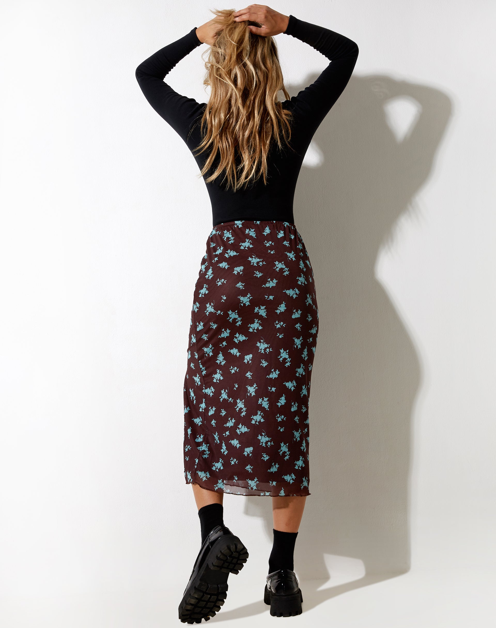 Imagen de Rindai Falda Midi en Femme Floral Azul y Marrón