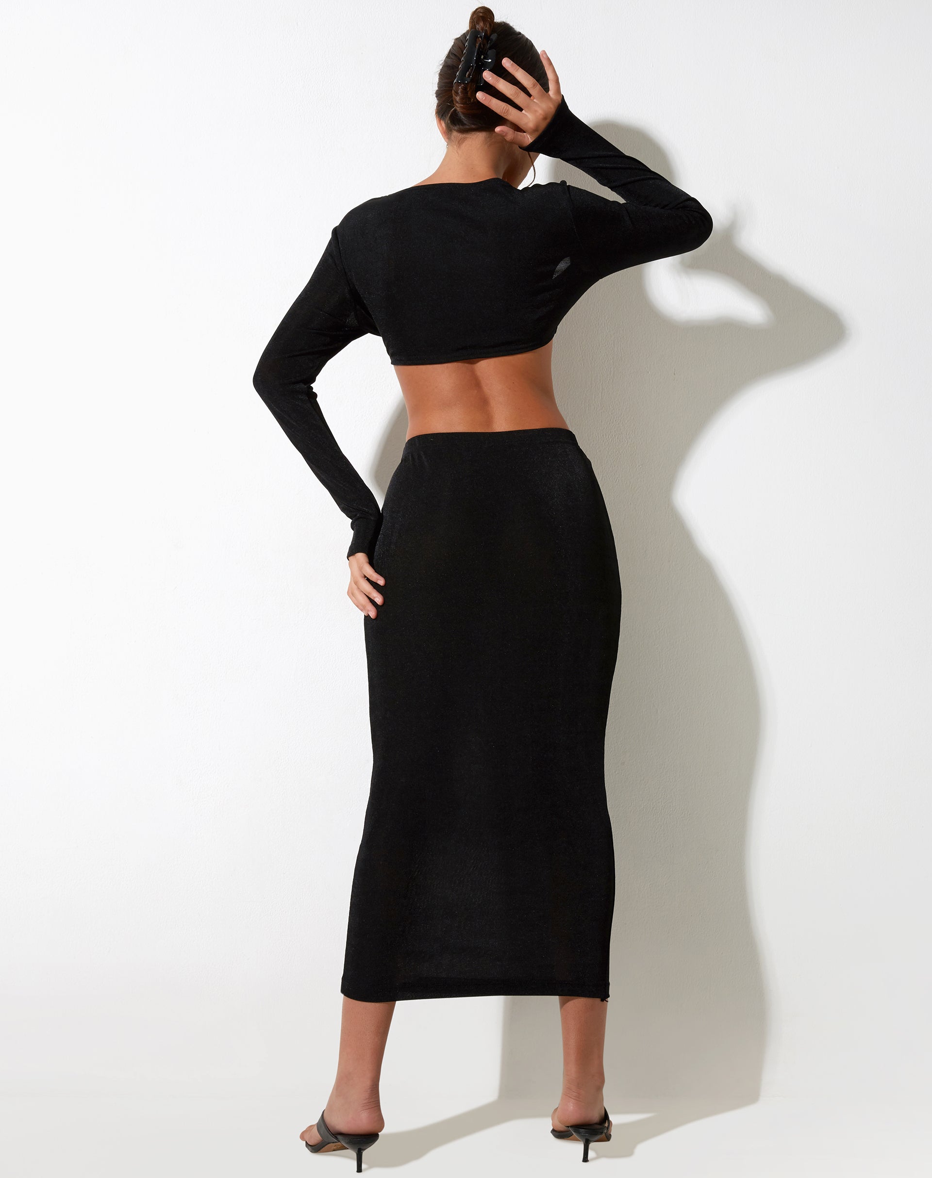 IMAGEN DE Rindang Falda Midi en Crepe Negra