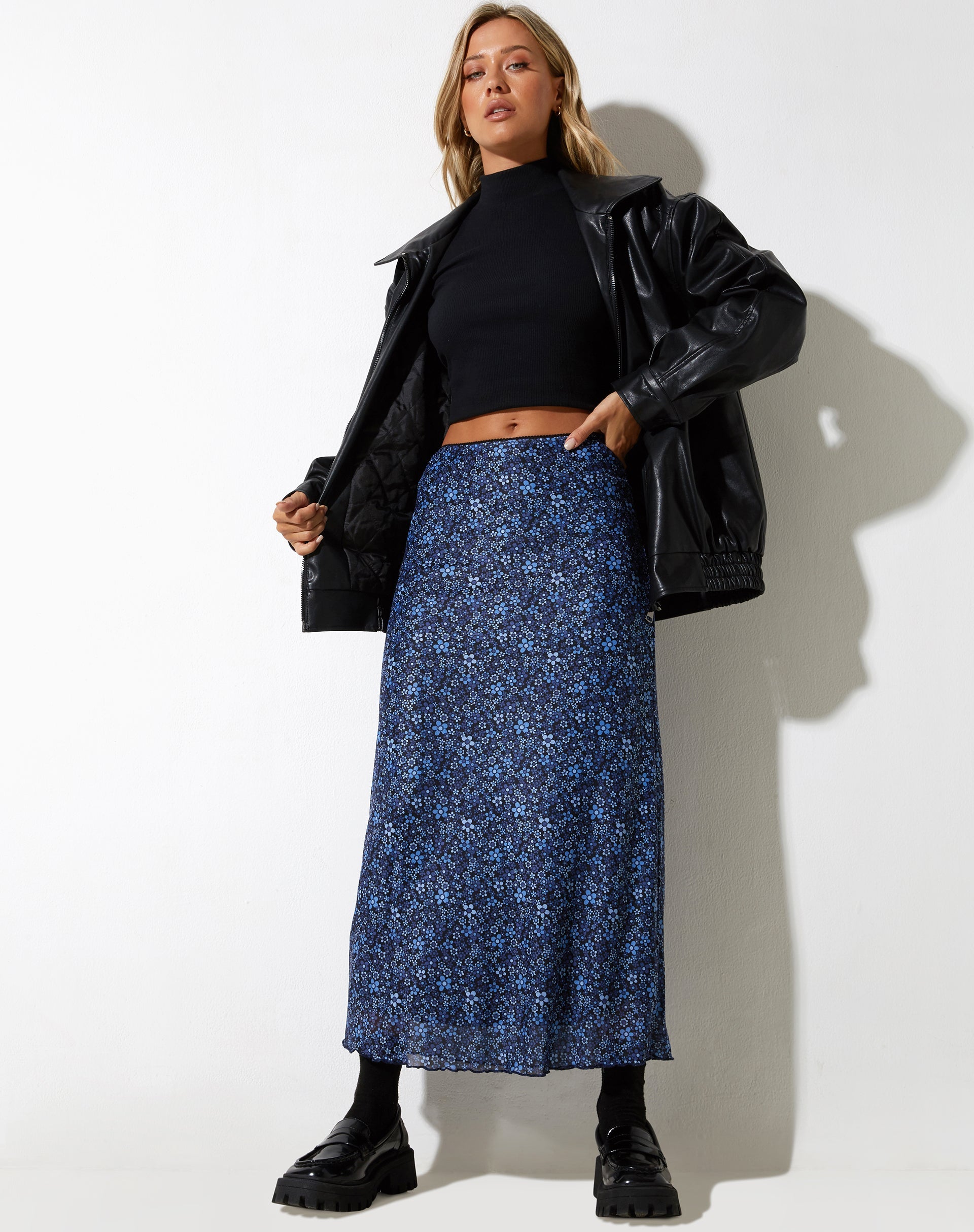 imagen de Rindu Falda Midi en Flower Garden Blue