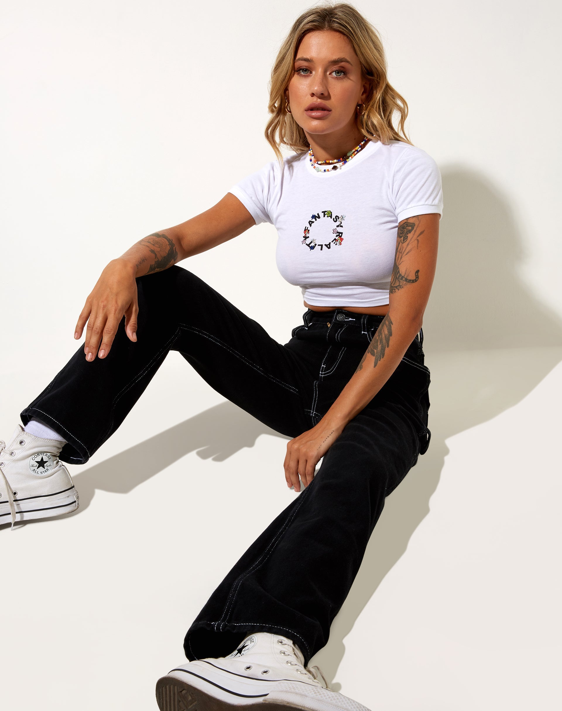 Imagen de Ringer Tee in White Fantasy Reality Mix Print and Embroidery
