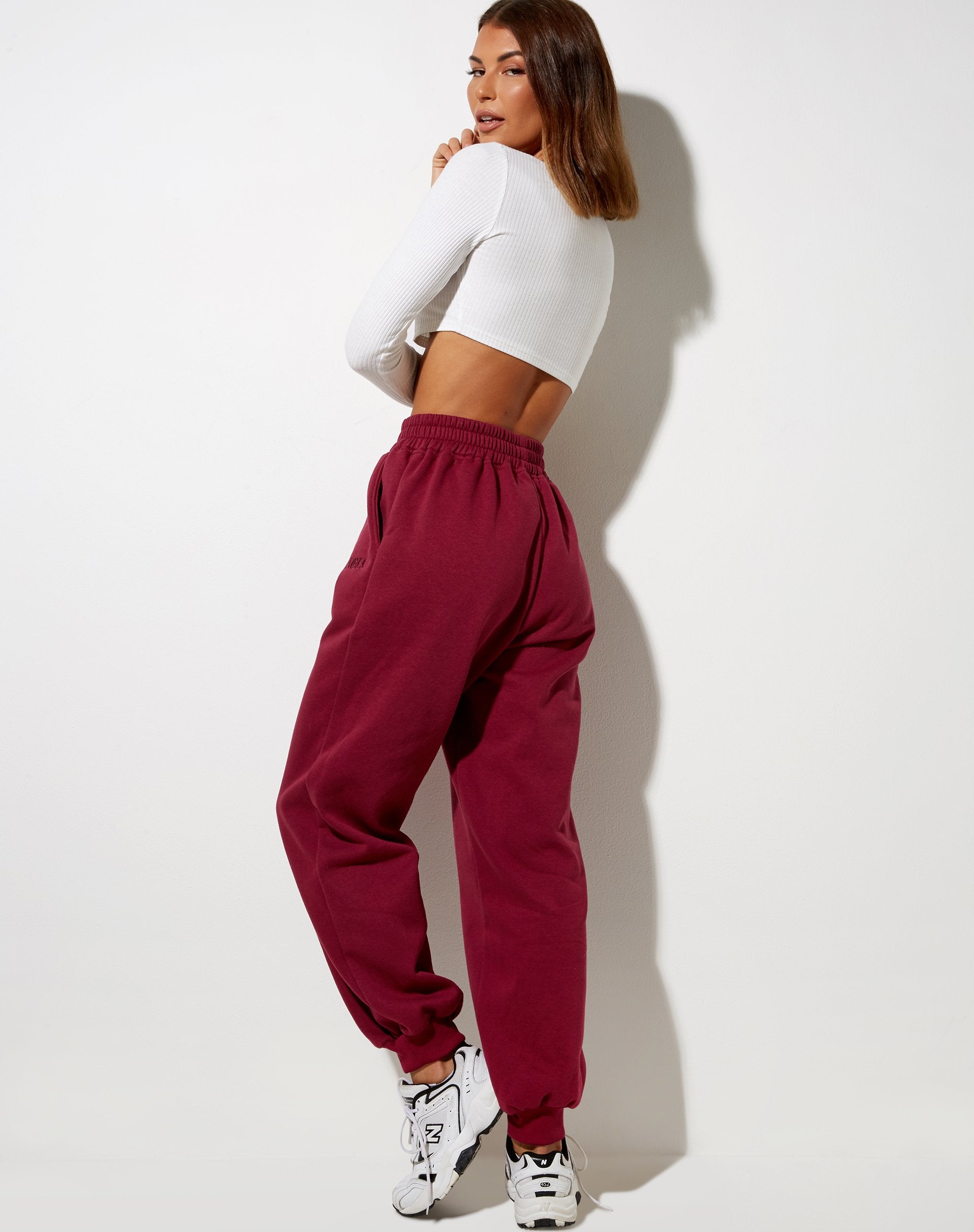 Imagen de Roider Jogger en Borgoña Angel Embro