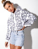 Imagen de Roky Cropped Hoody en Dragon Rope Blanco Colocación