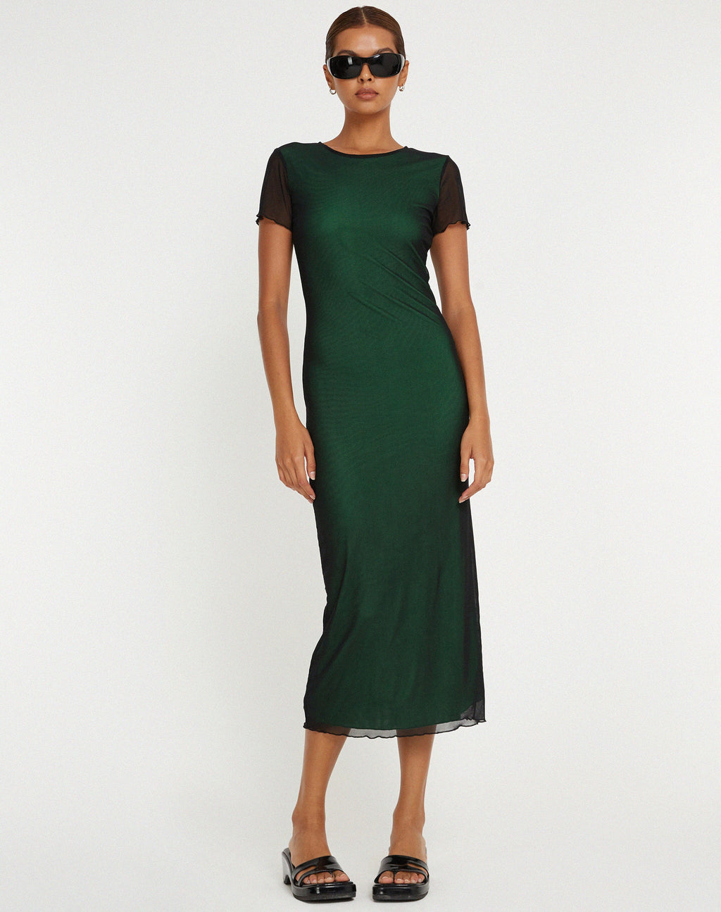 Vestido Roska Midi en negro con forro verde vibrante