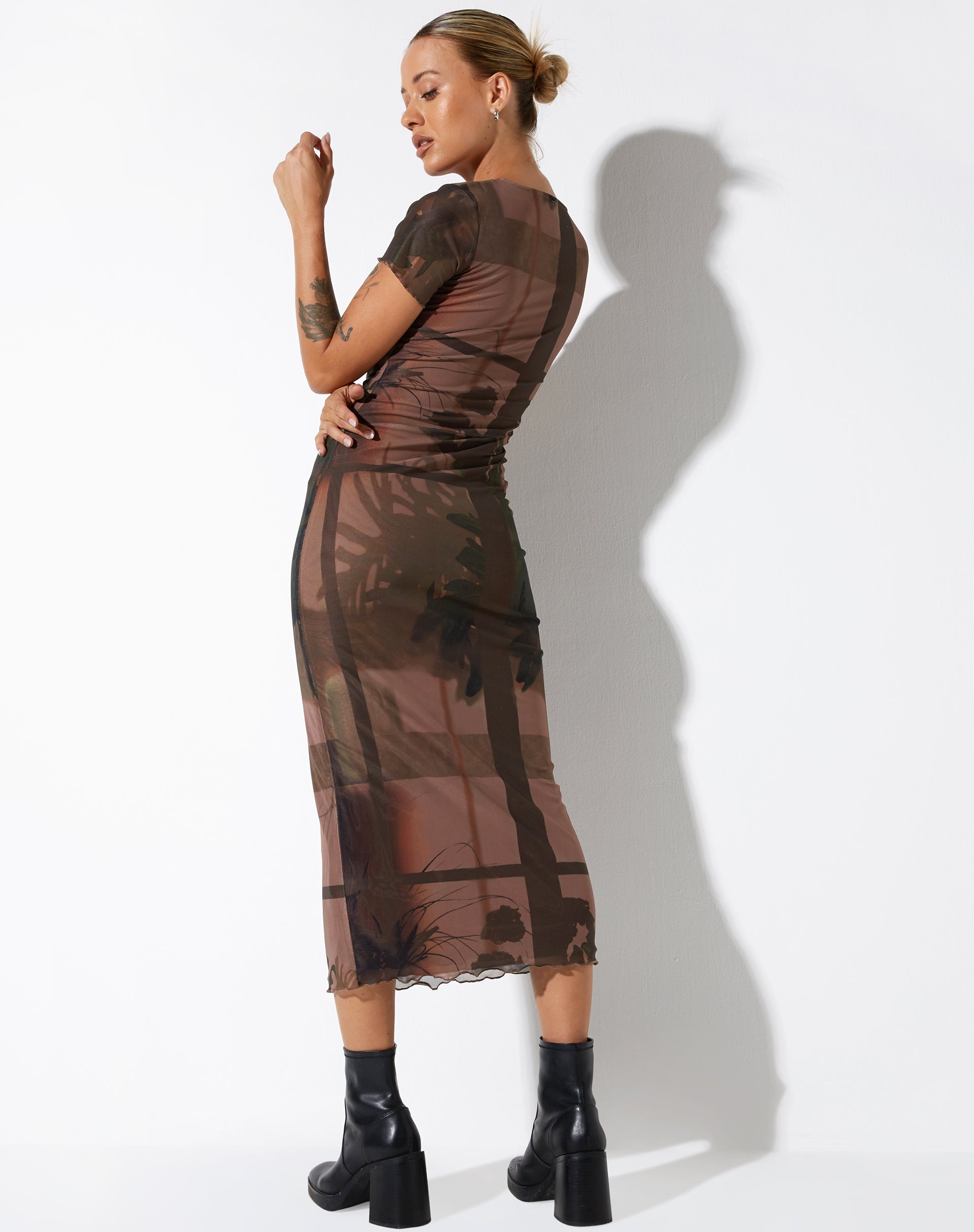 imagen de Roska Midi Dress en Photo Brown