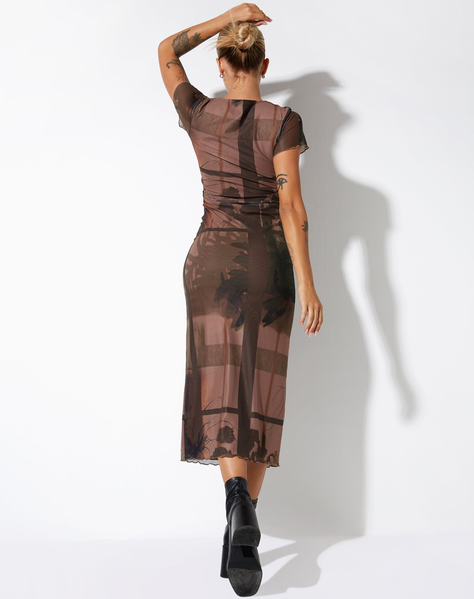imagen de Roska Midi Dress en Photo Brown