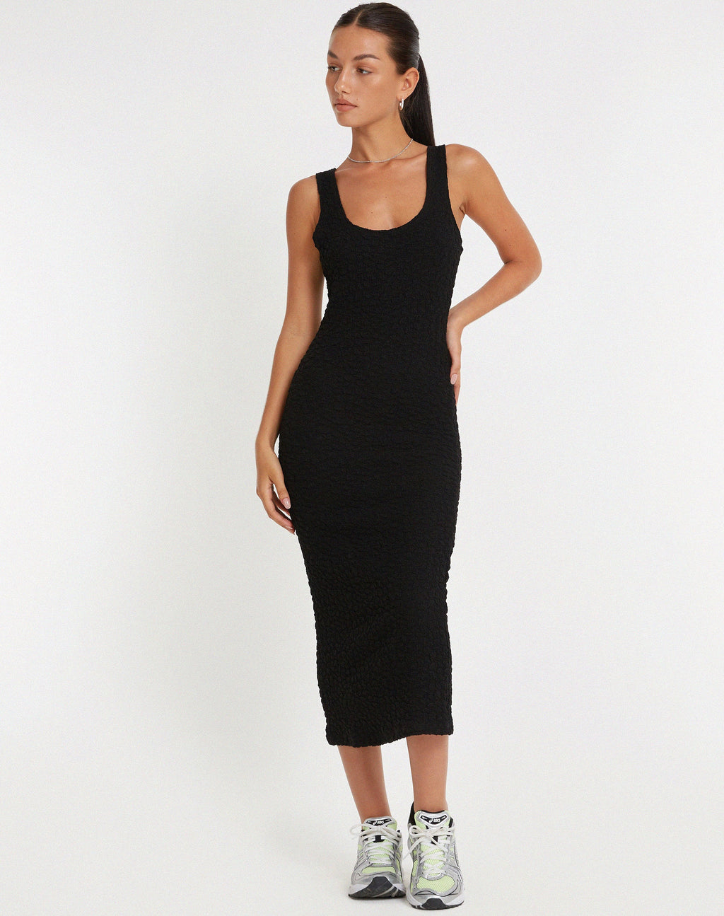 Vestido midi texturizado Roski negro