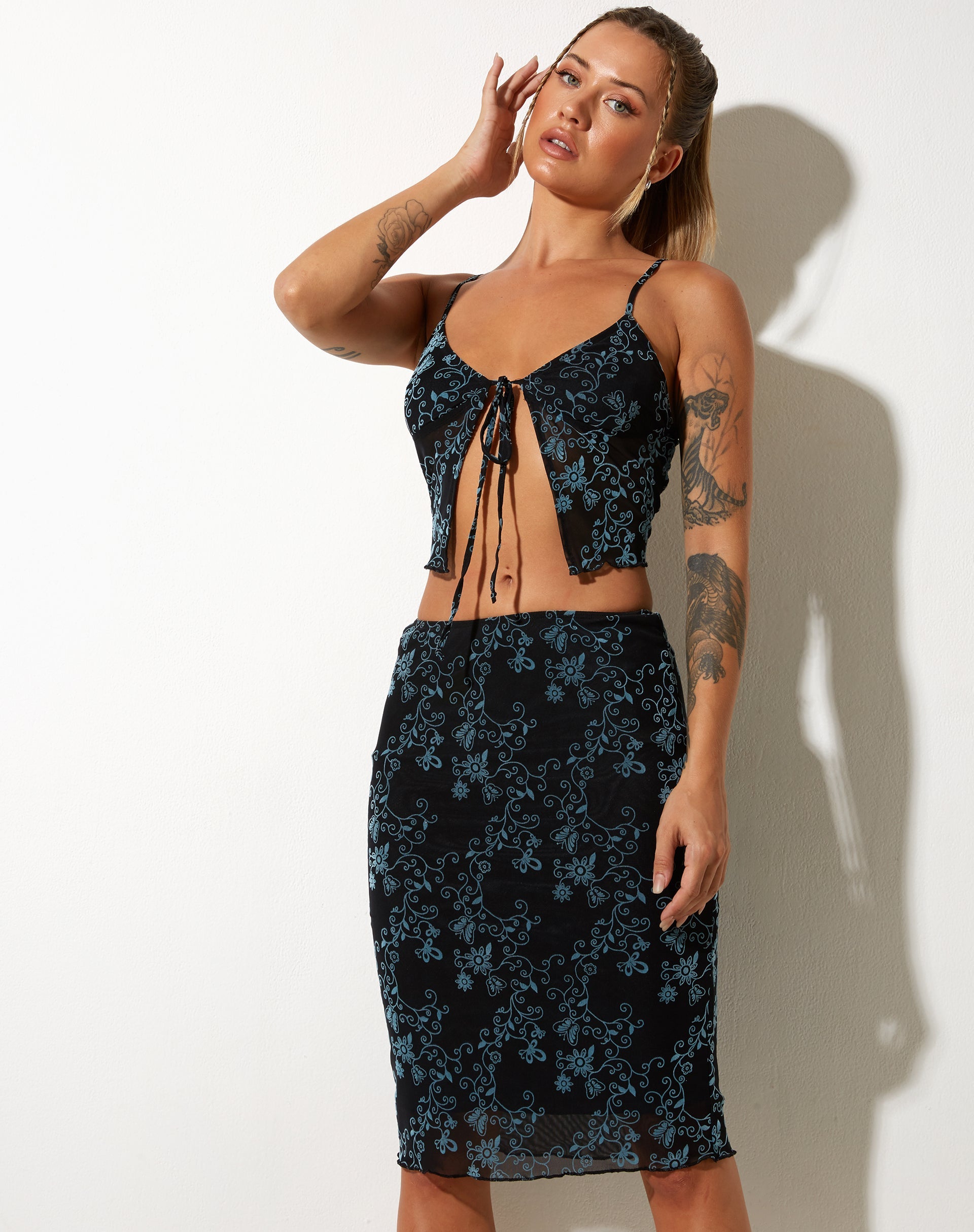 imagen de Rumak Cami Top en Butterfly Vine Flock Blue