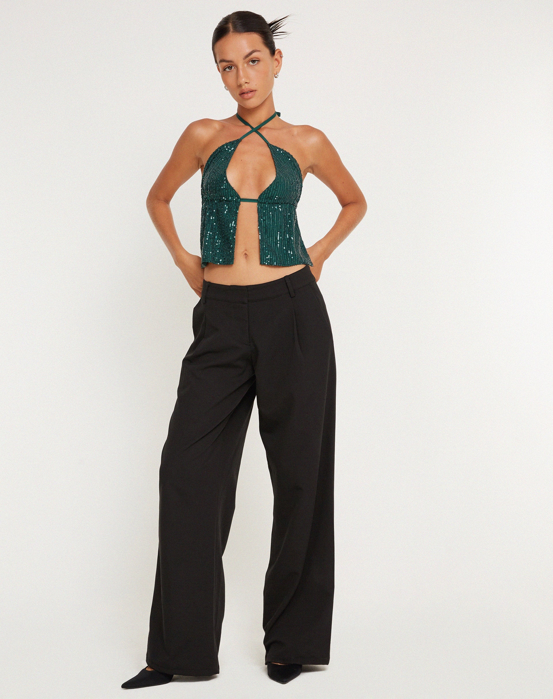 imagen de Runita Halter Top en Drape Sequin Forest Green