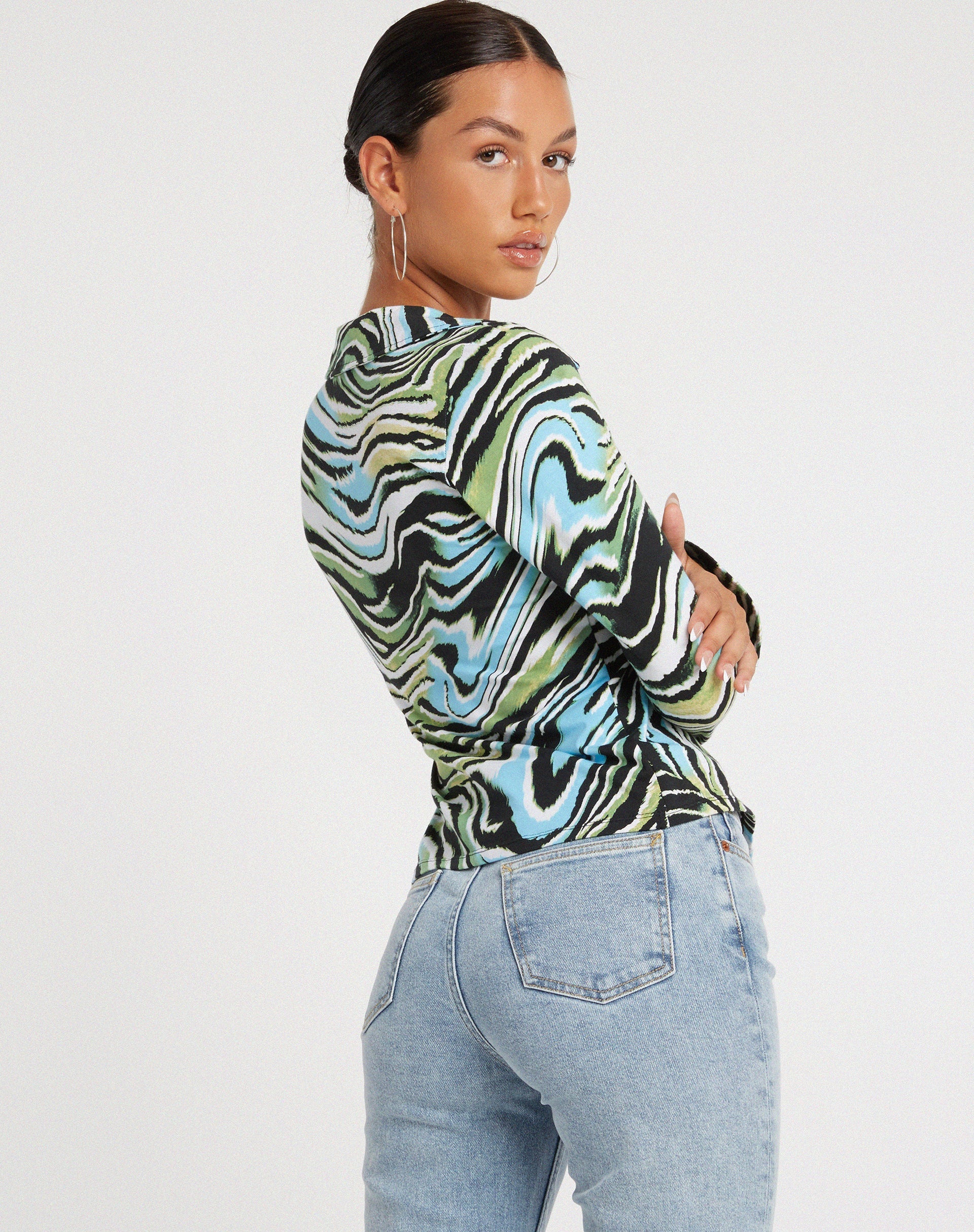 imagen de Ruth Shirt en Warped Zebra Blue