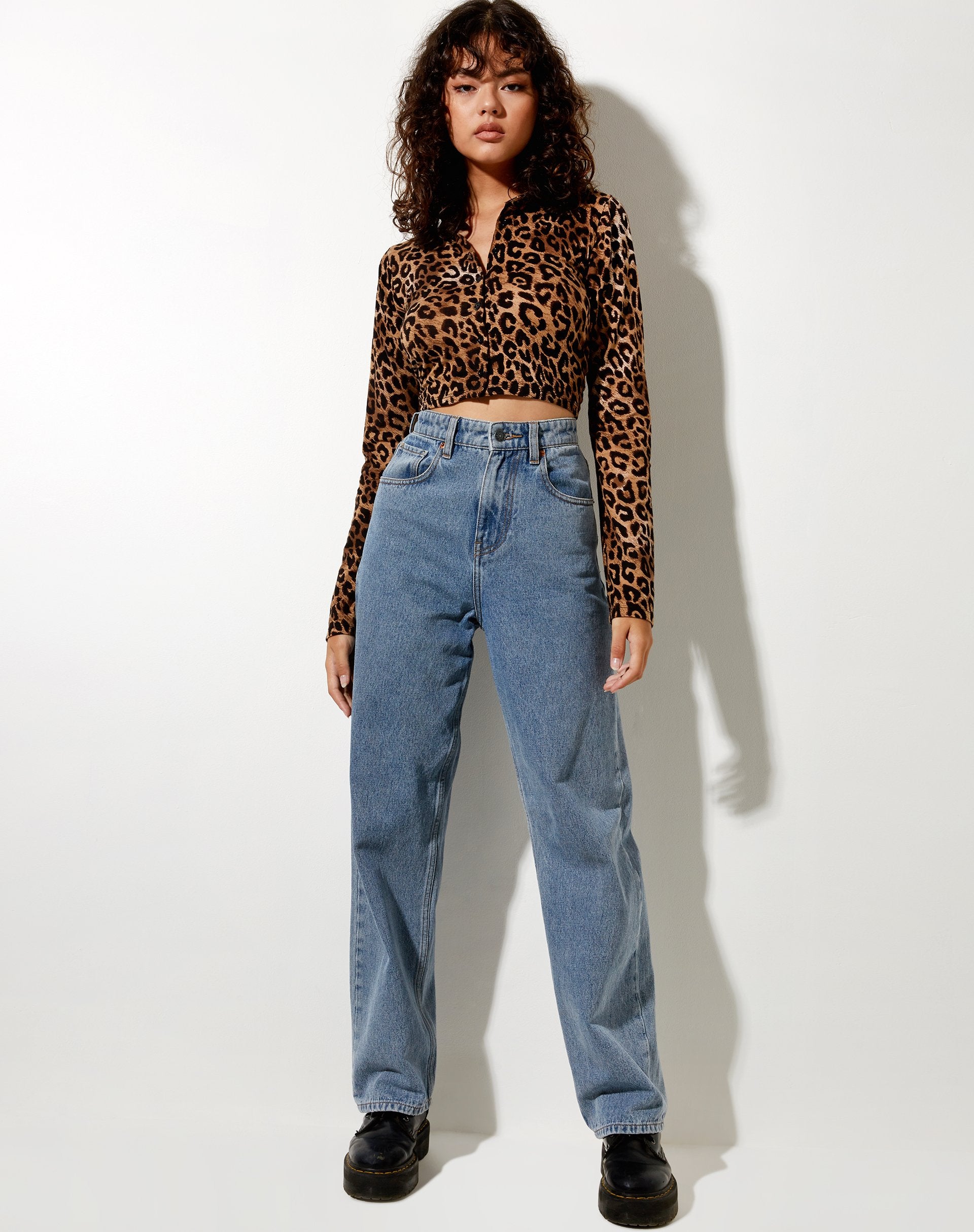 Imagen de Ryals Crop Top en Marrón Leopardo Nocturno