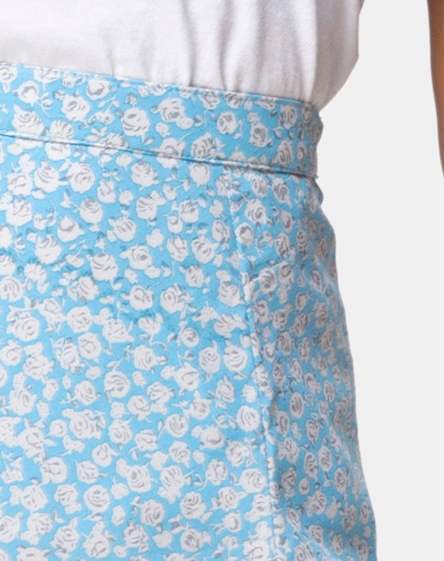 Imagen de la falda Saika Midi en Ditsy Rose Blue