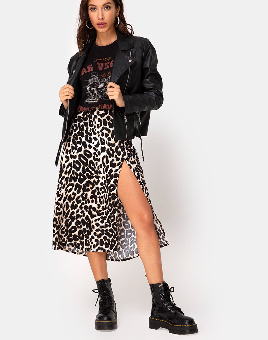 Imagen de la falda Saika en jaguar oversize Ori
