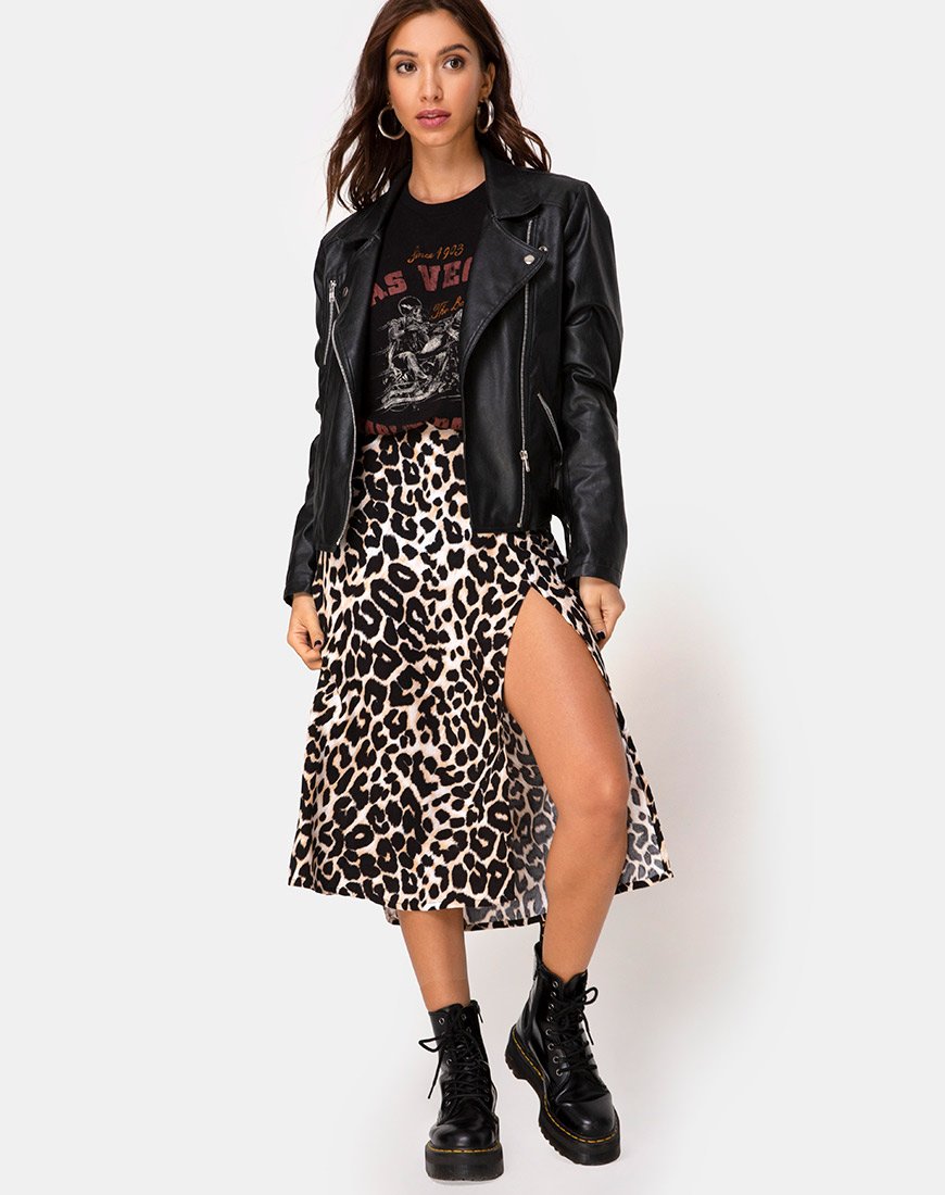 Imagen de la falda Saika en jaguar oversize Ori