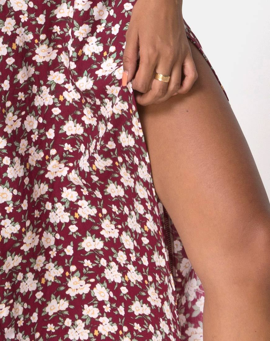 Imagen de la falda Saika Midi en Wild Fleur Granate