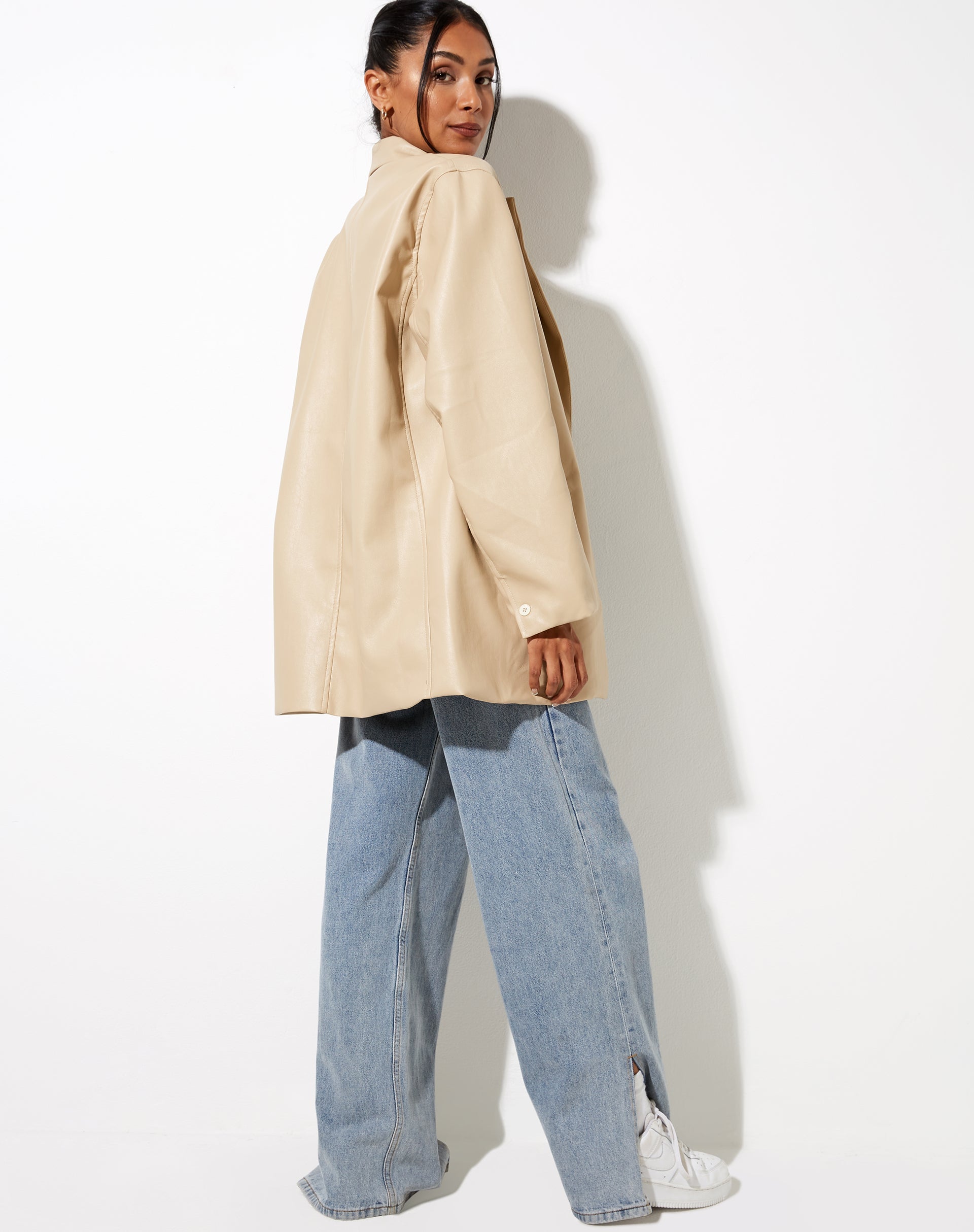 Imagen de Saken Blazer en Buttermilk