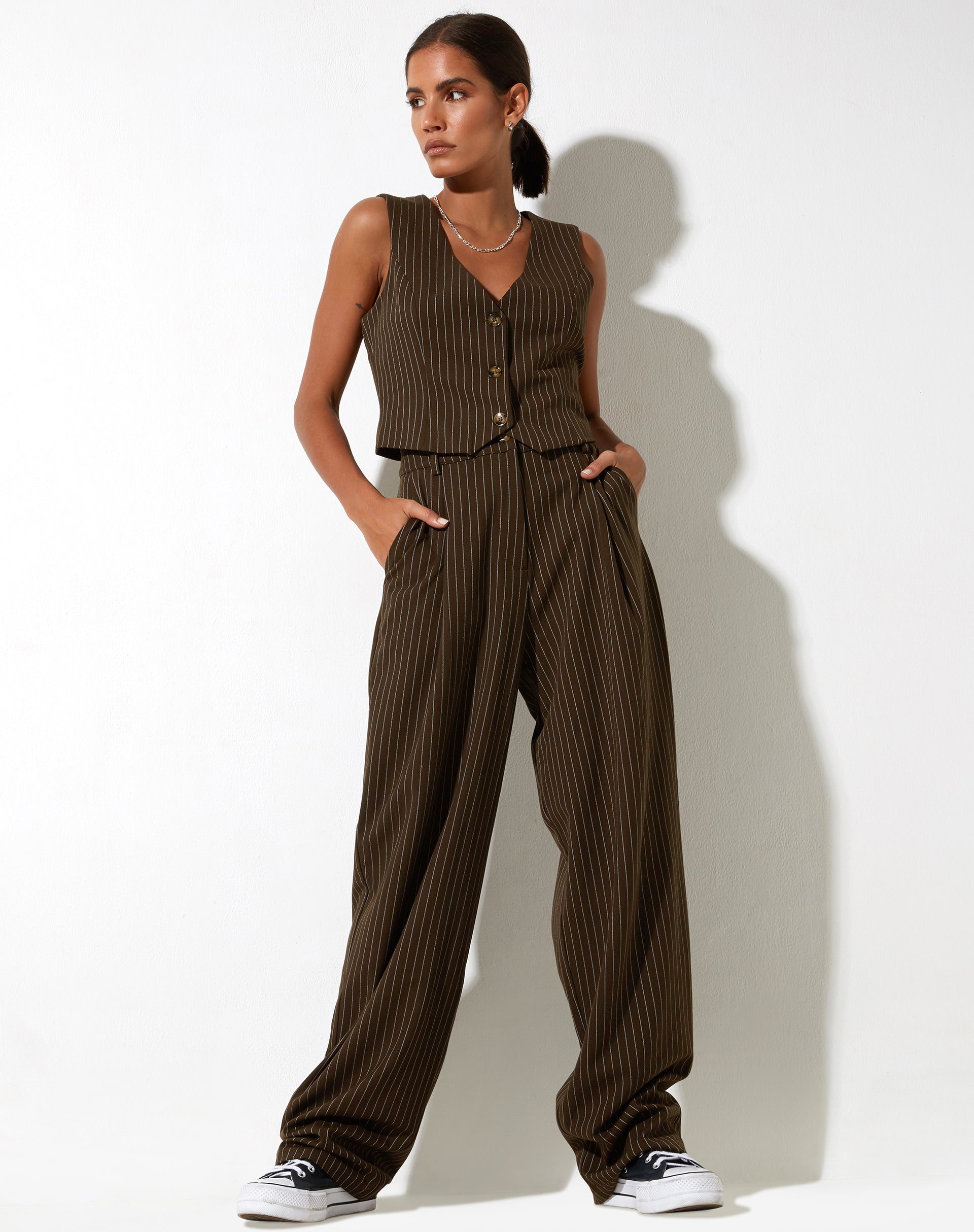 imagen de Sakila Trouser en Pinstripe Brown
