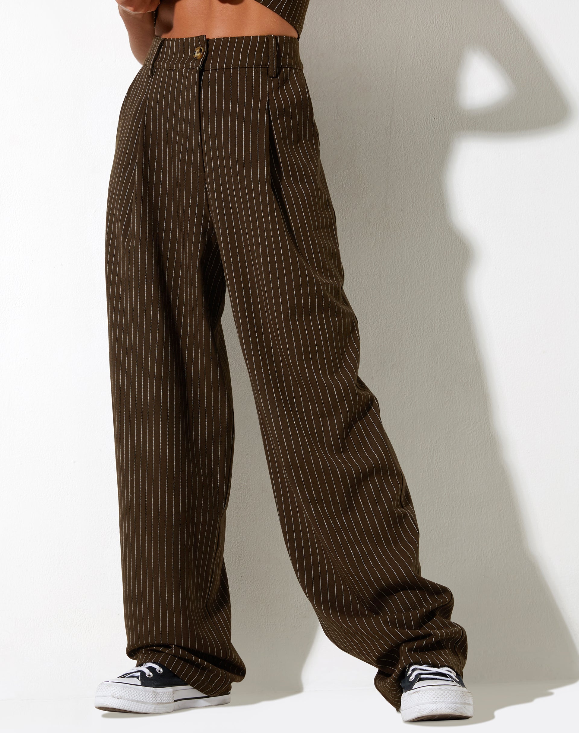imagen de Sakila Trouser en Pinstripe Brown
