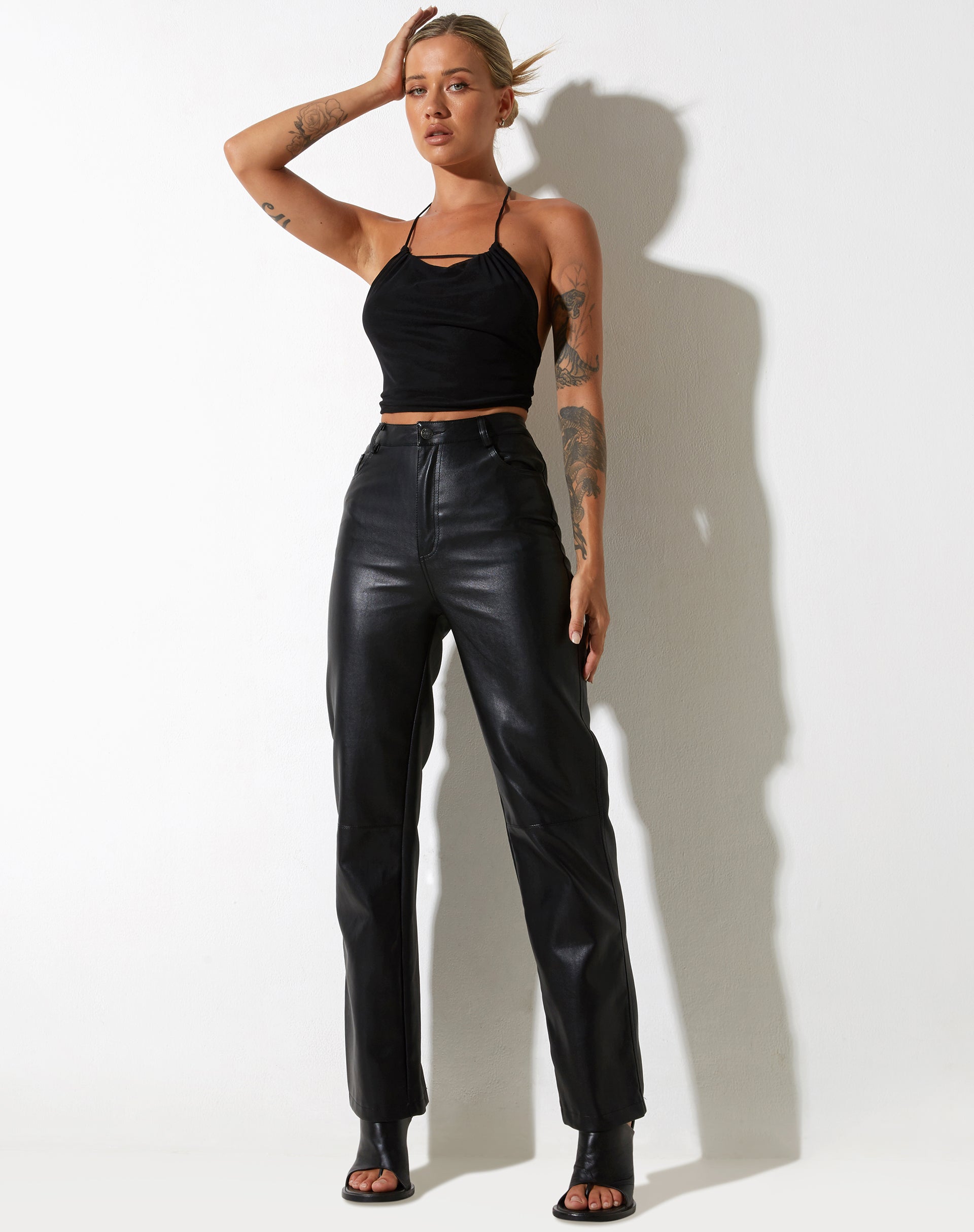 imagen de Salet Crop Top en Mesh Negro