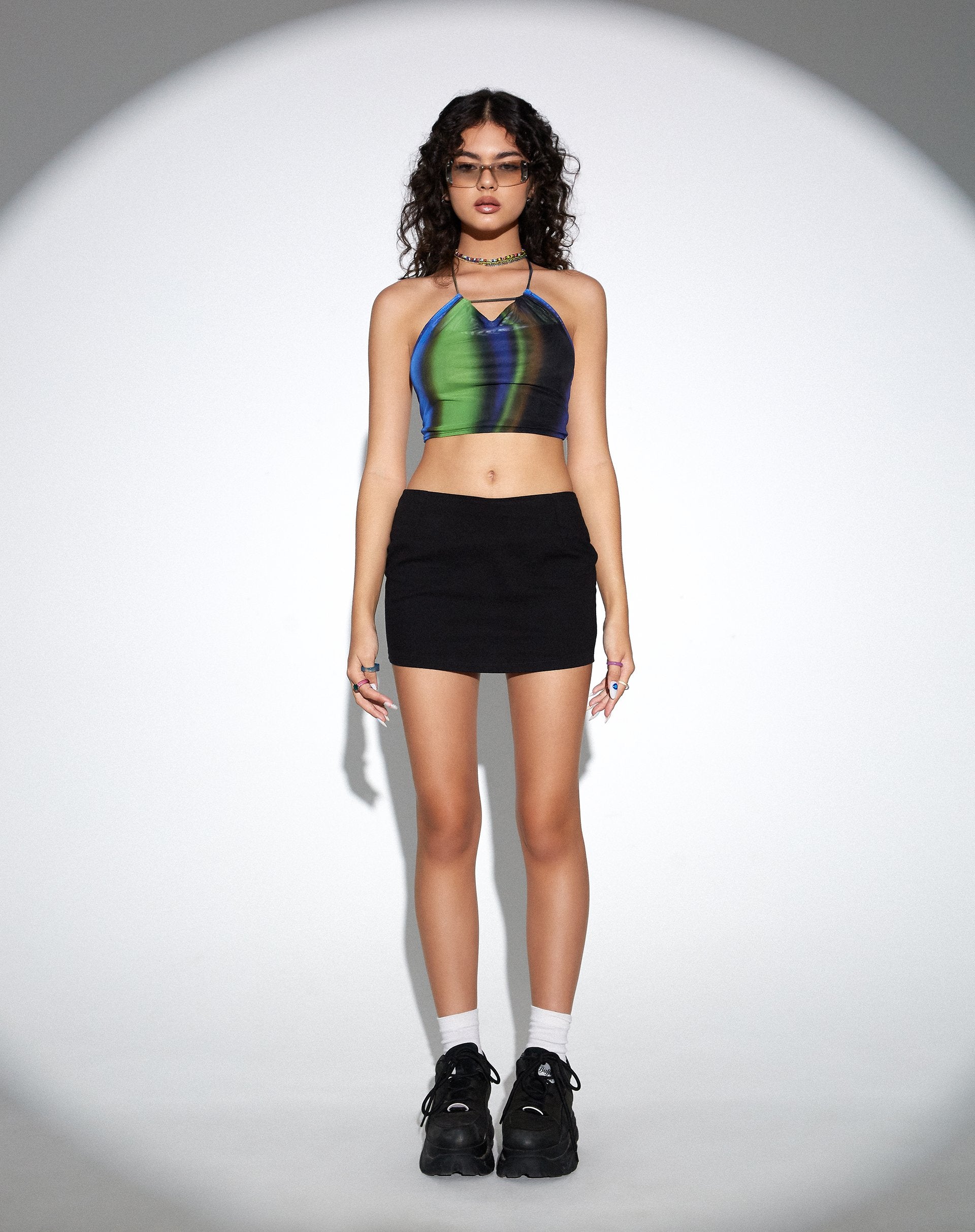 Imagen de MOTEL X OLIVIA NEILL Salet Crop Top en verde y azul solarizados