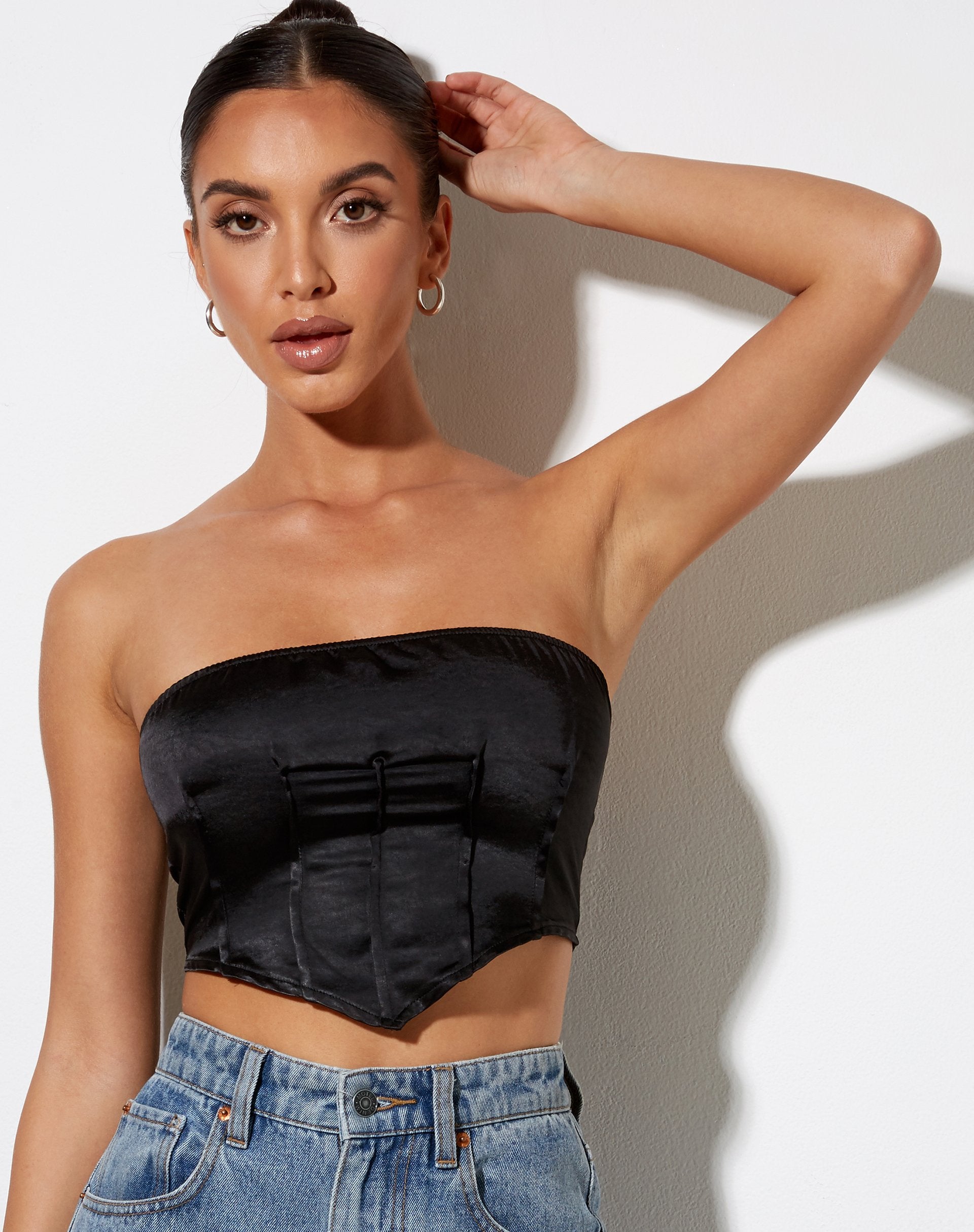 Imagen de Sanja Bandeau Top Negro Satinado