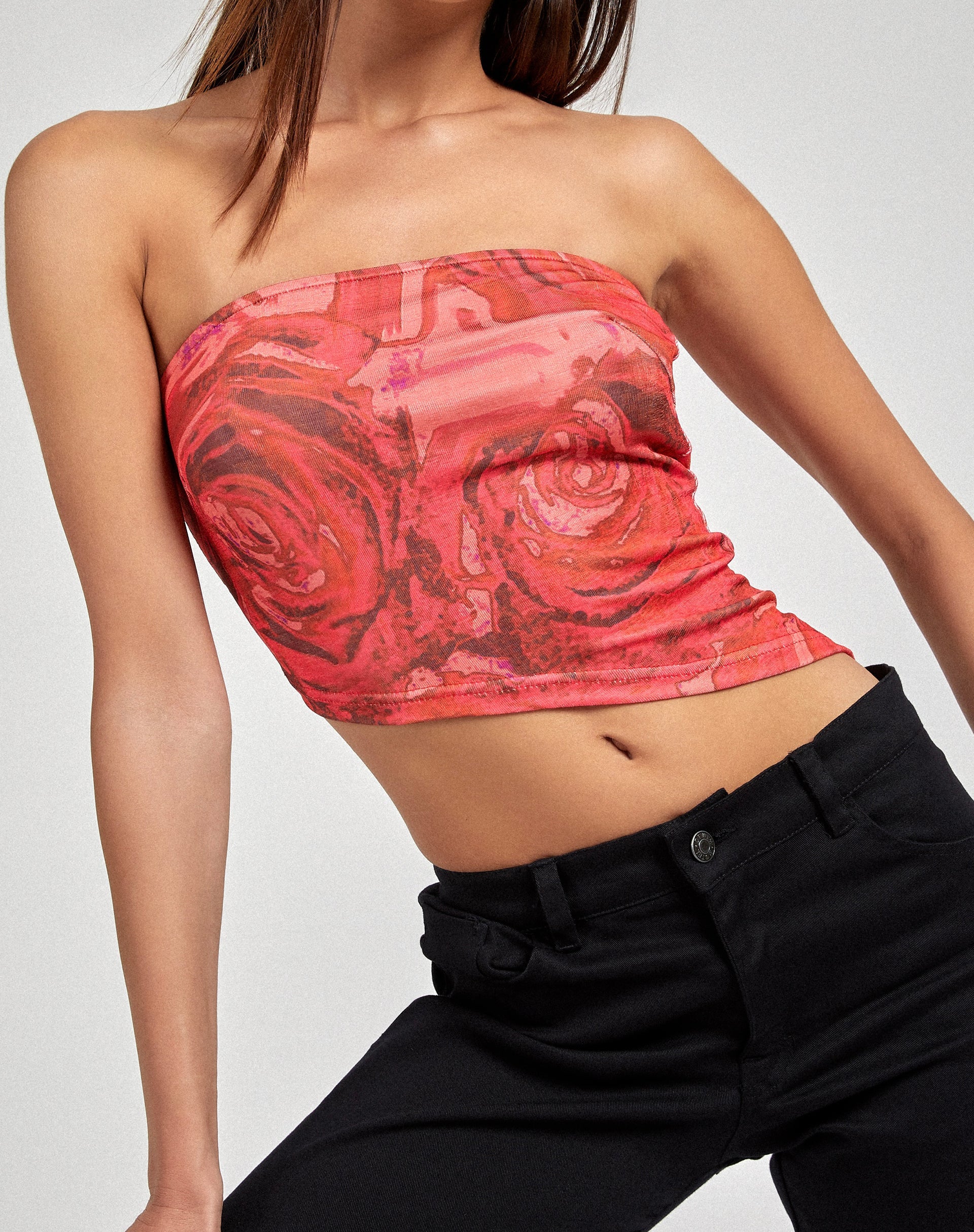Top Sayunda Bandeau Rojo Pétalo de Rosa