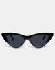 Imagen de las gafas de sol Kylie en negro grisáceo