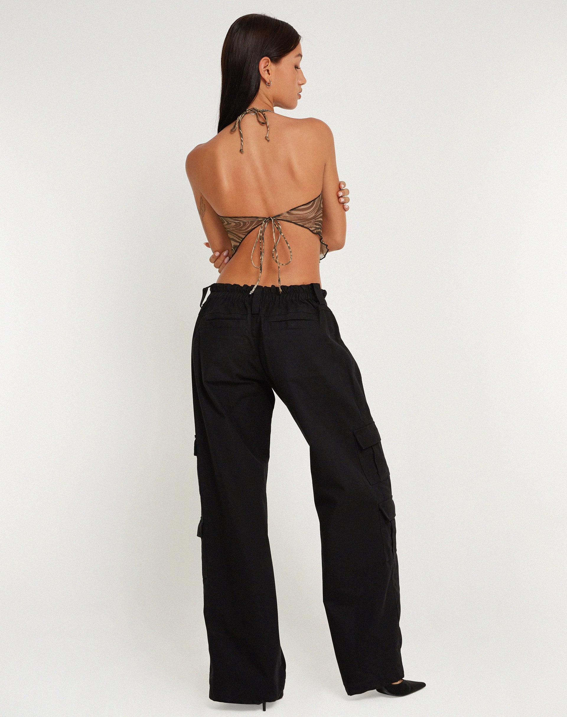 imagen de Shaman Halterneck Butterfly Top en Cheetah Brown