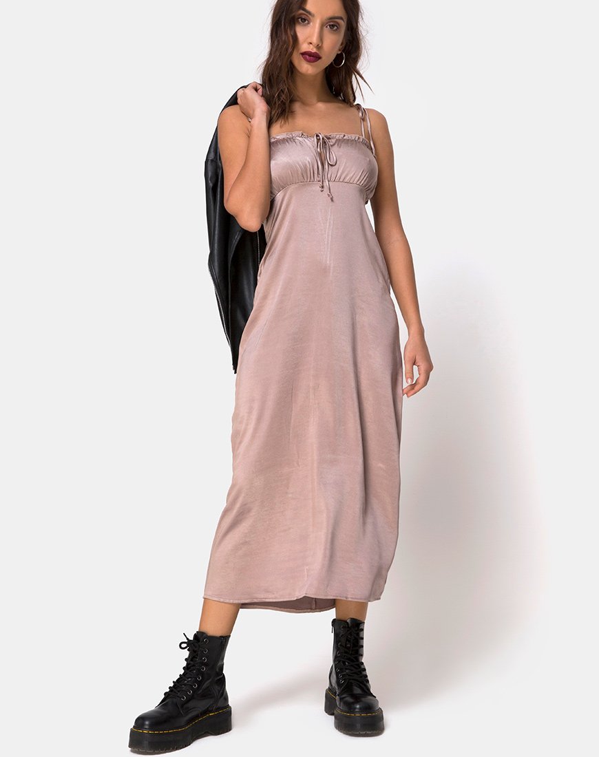 Imagen del vestido Shilia de satén visón