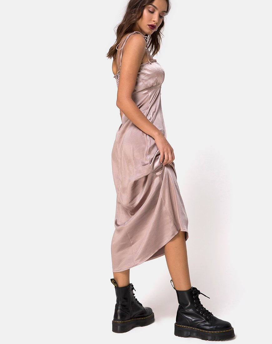 Imagen del vestido Shilia de satén visón