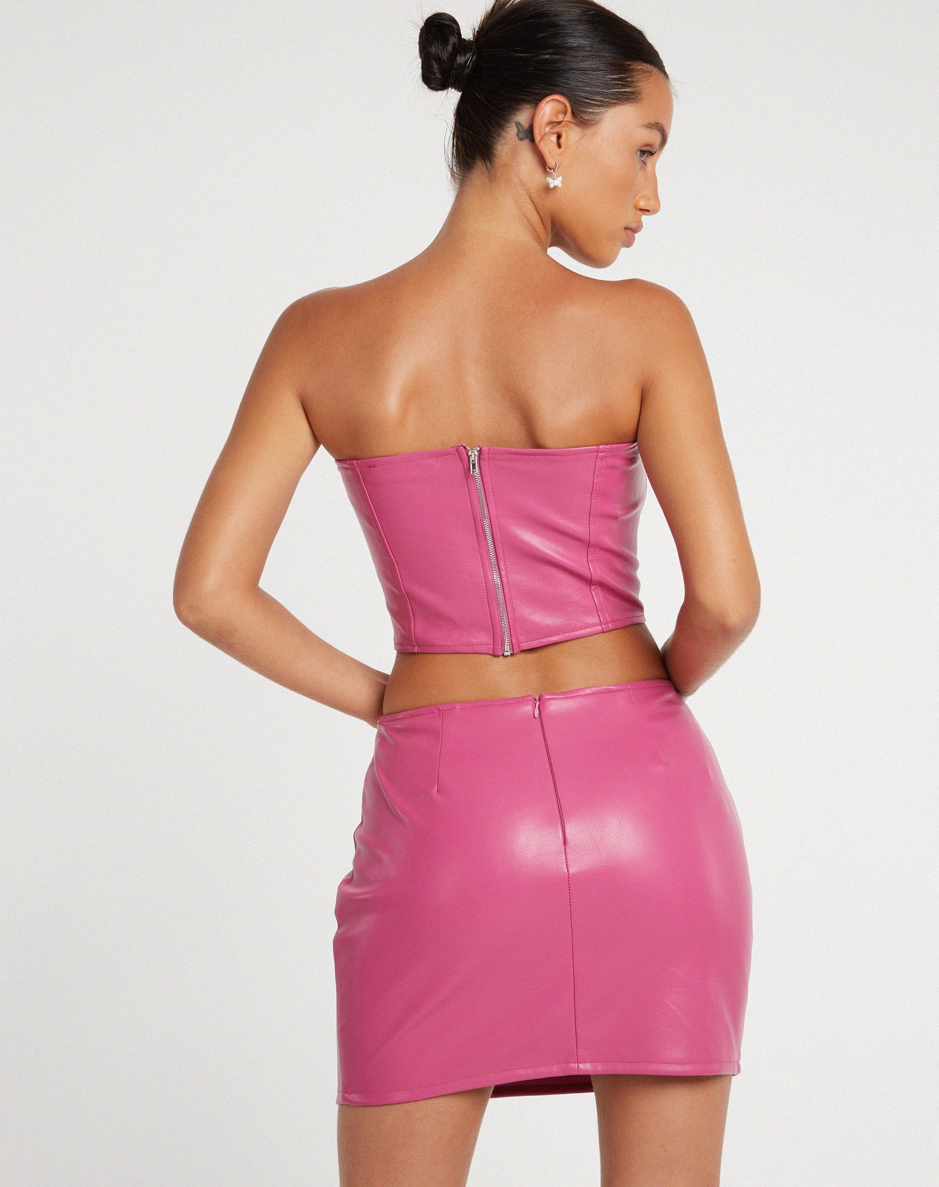 imagen de la minifalda Ima en PU Hot Pink
