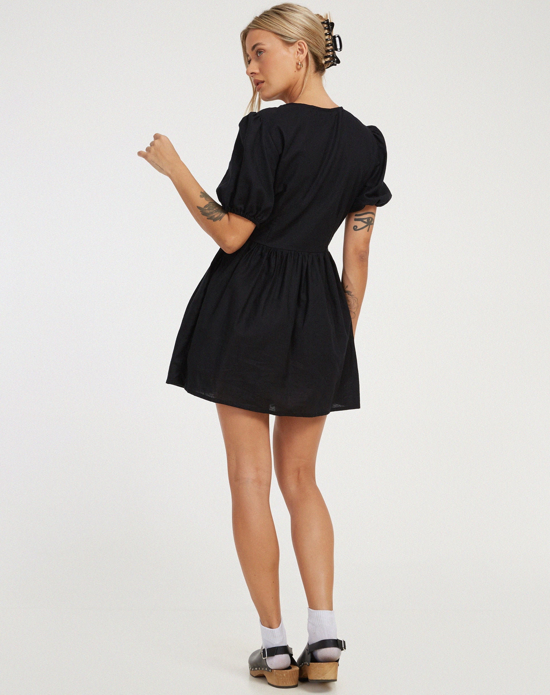 imagen de Shirley Mini Dress in Black