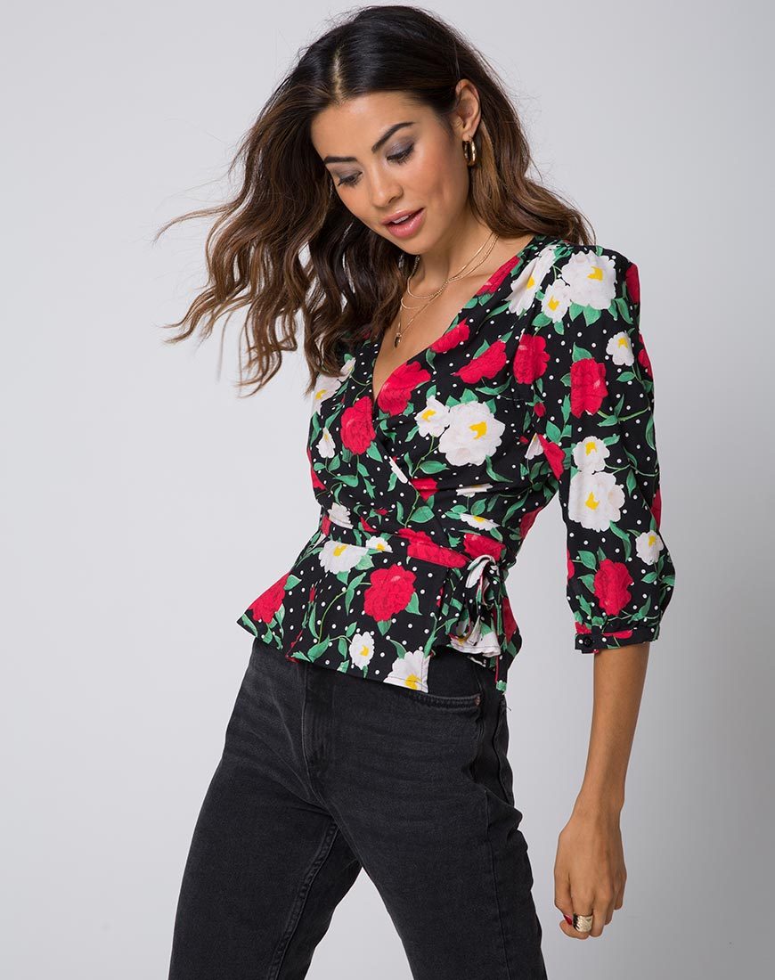 Imagen de Shon Wrap Top en Polka Rose Negro