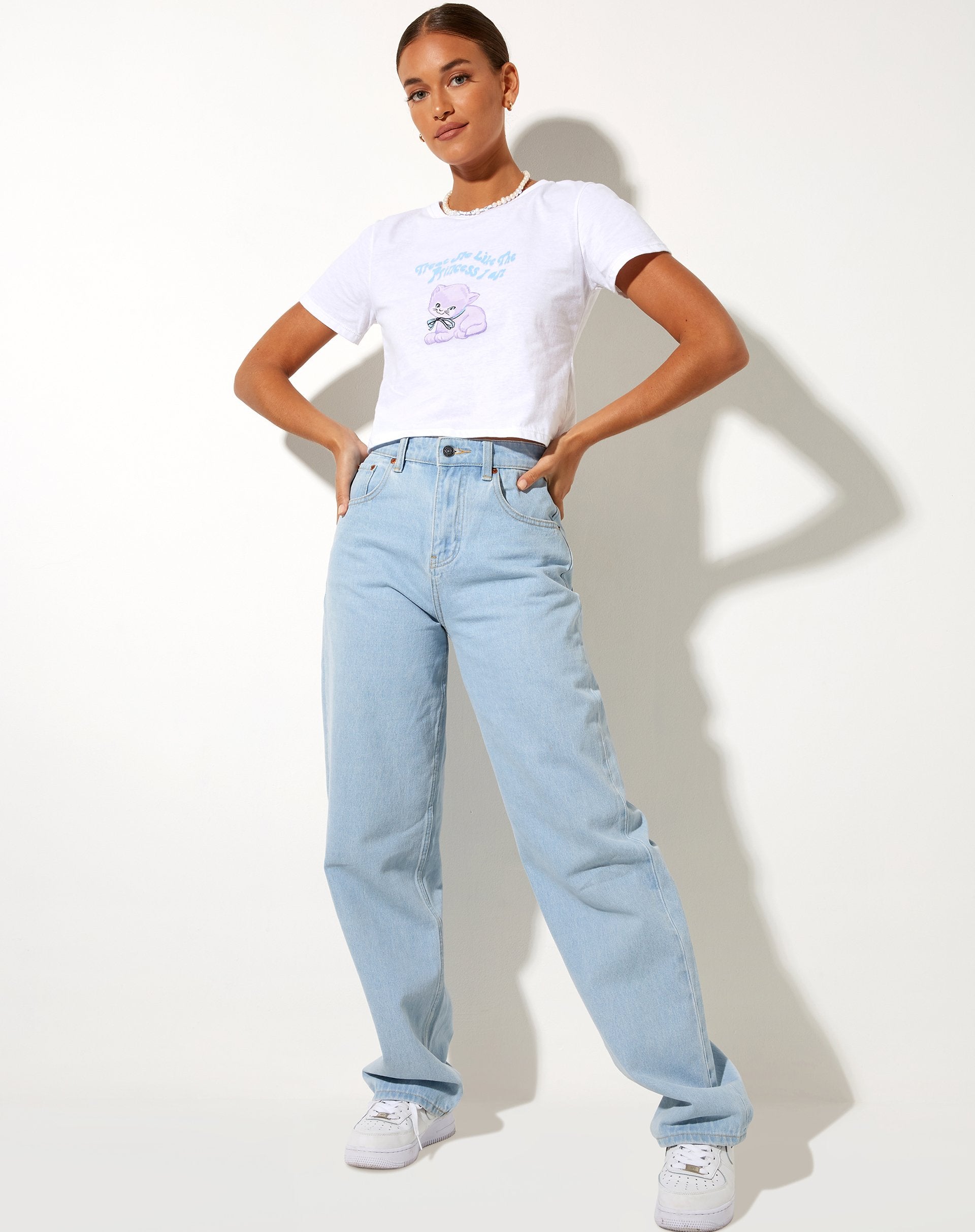 Imagen de Shrunk Tee in White Dreamy Kittens