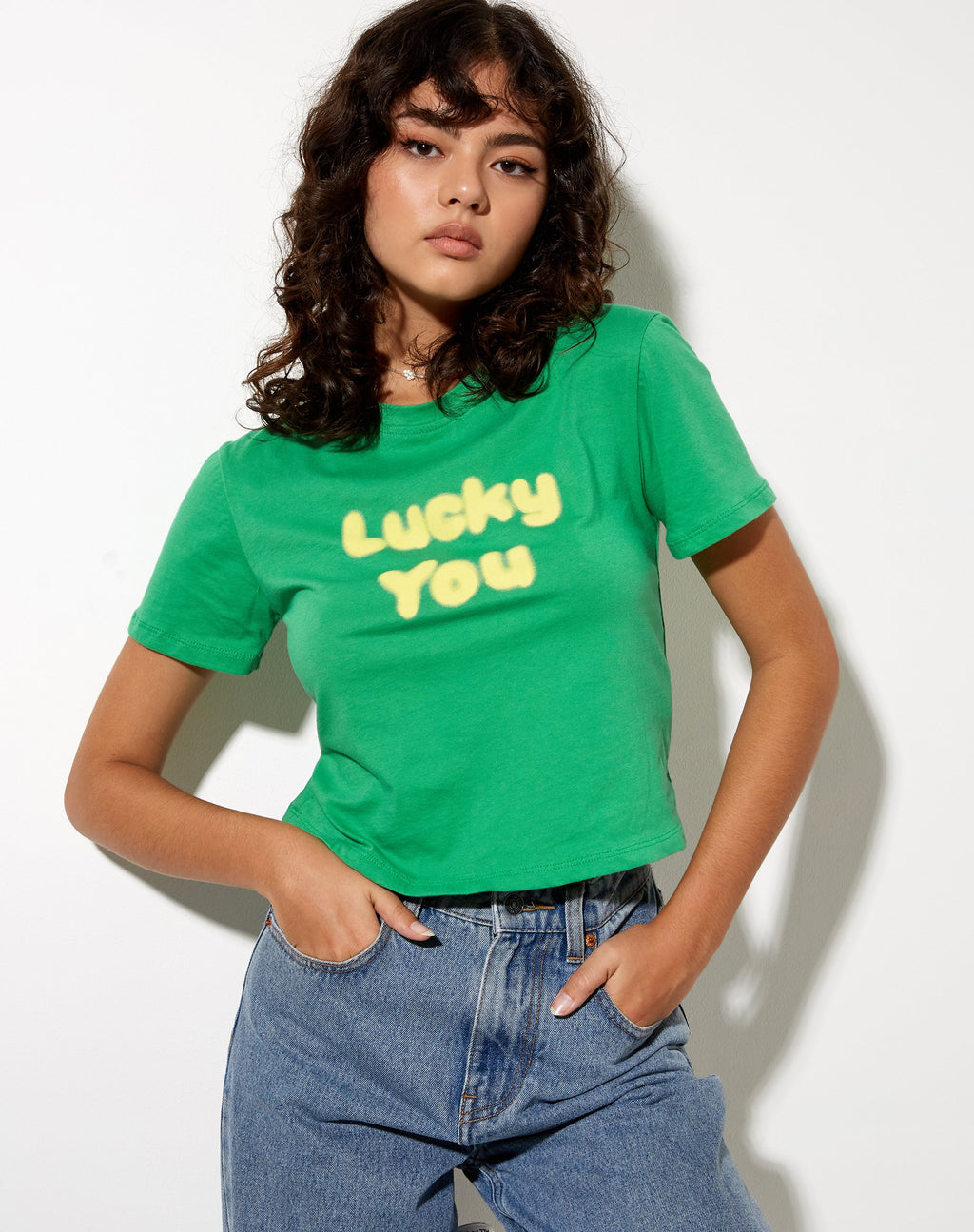 Camiseta encogida en verde Suerte
