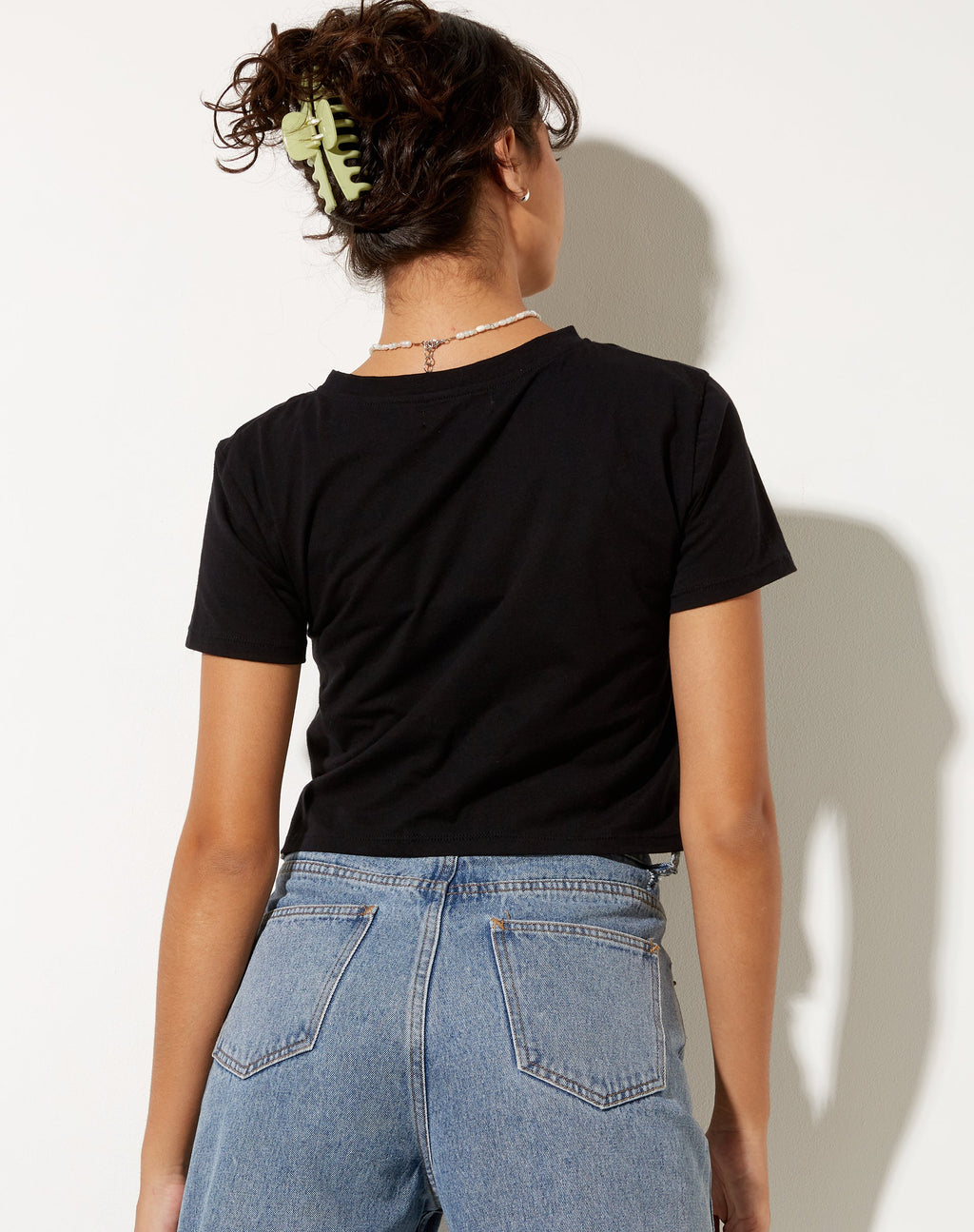 Camiseta Shrunk Tee en negro I Need Space