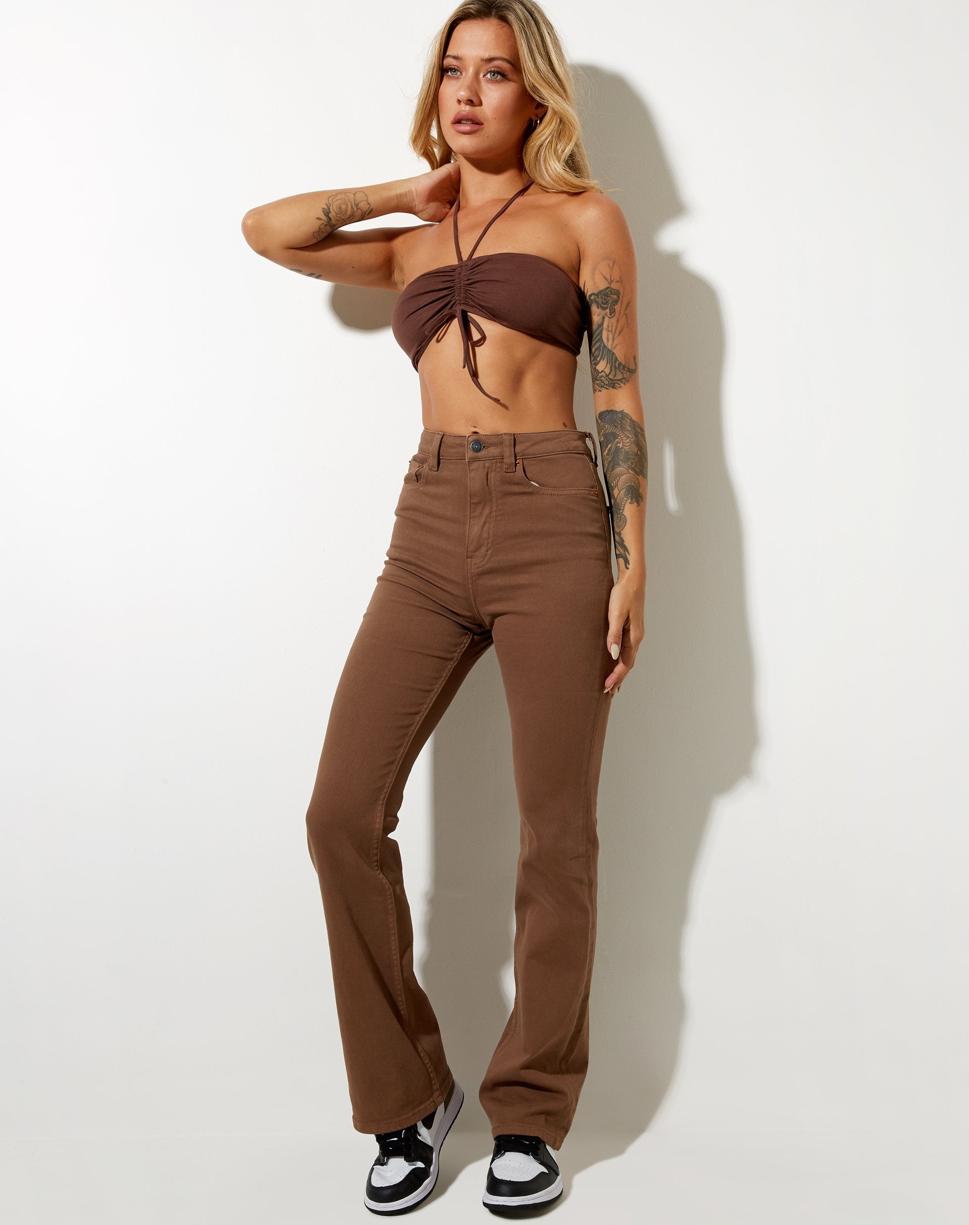 Imagen de Shuji Crop Top en Lycra Caoba Profundo