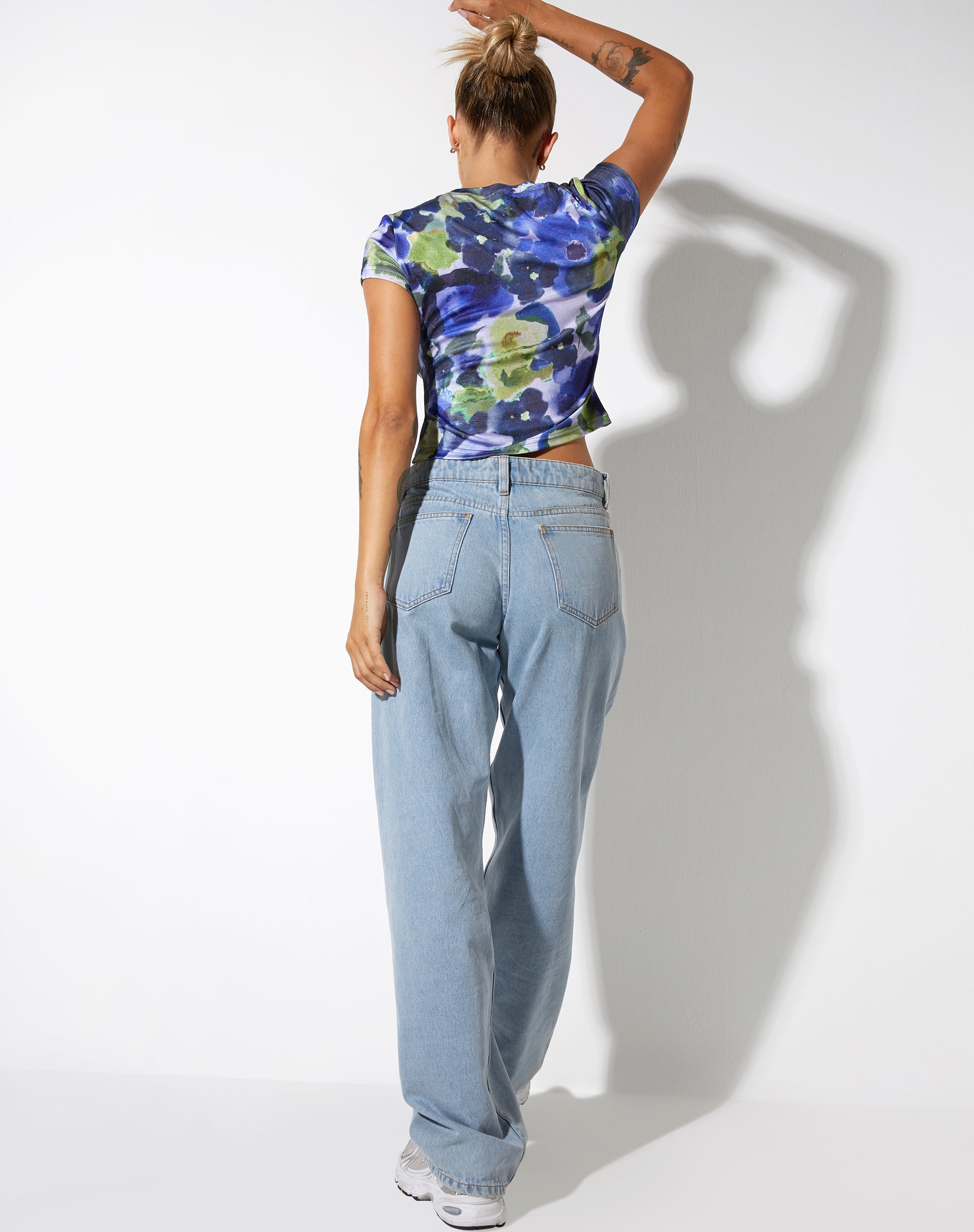 imagen de Sianda Crop Top en Acuarela Abstracta Azul