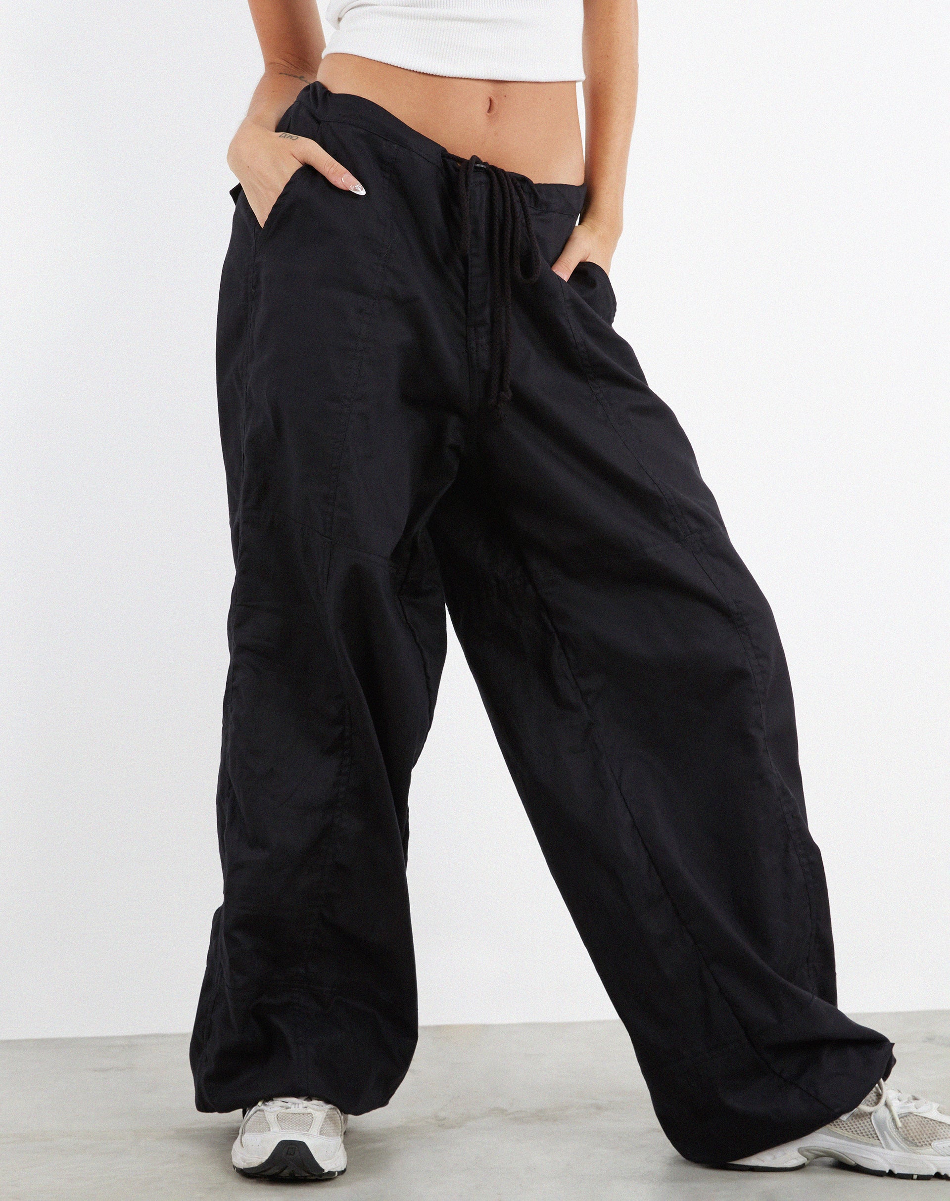 imagen de MOTEL X JACQUIE Phil Wide Leg Trouser en Negro