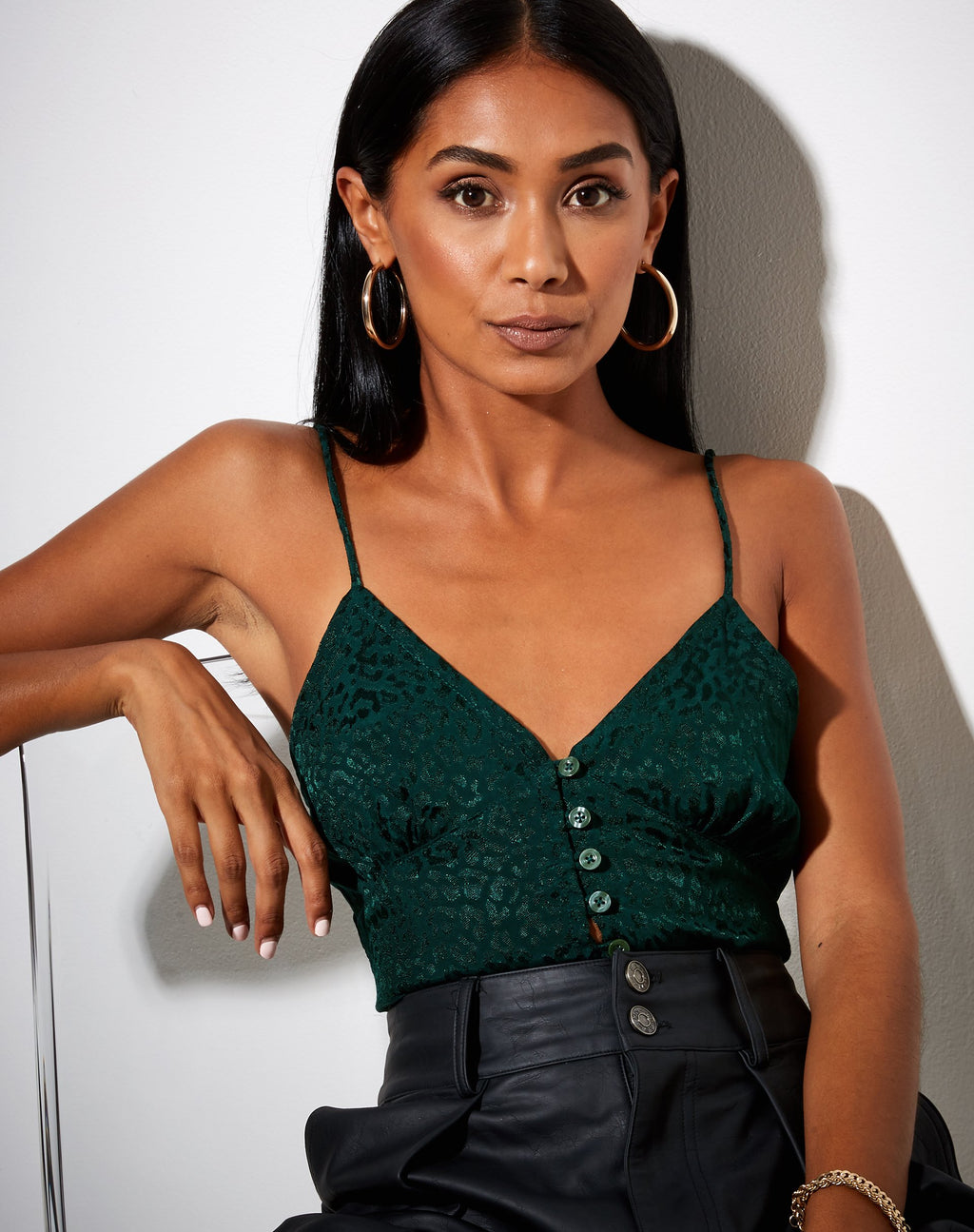Sipa Crop Top de satén guepardo verde bosque