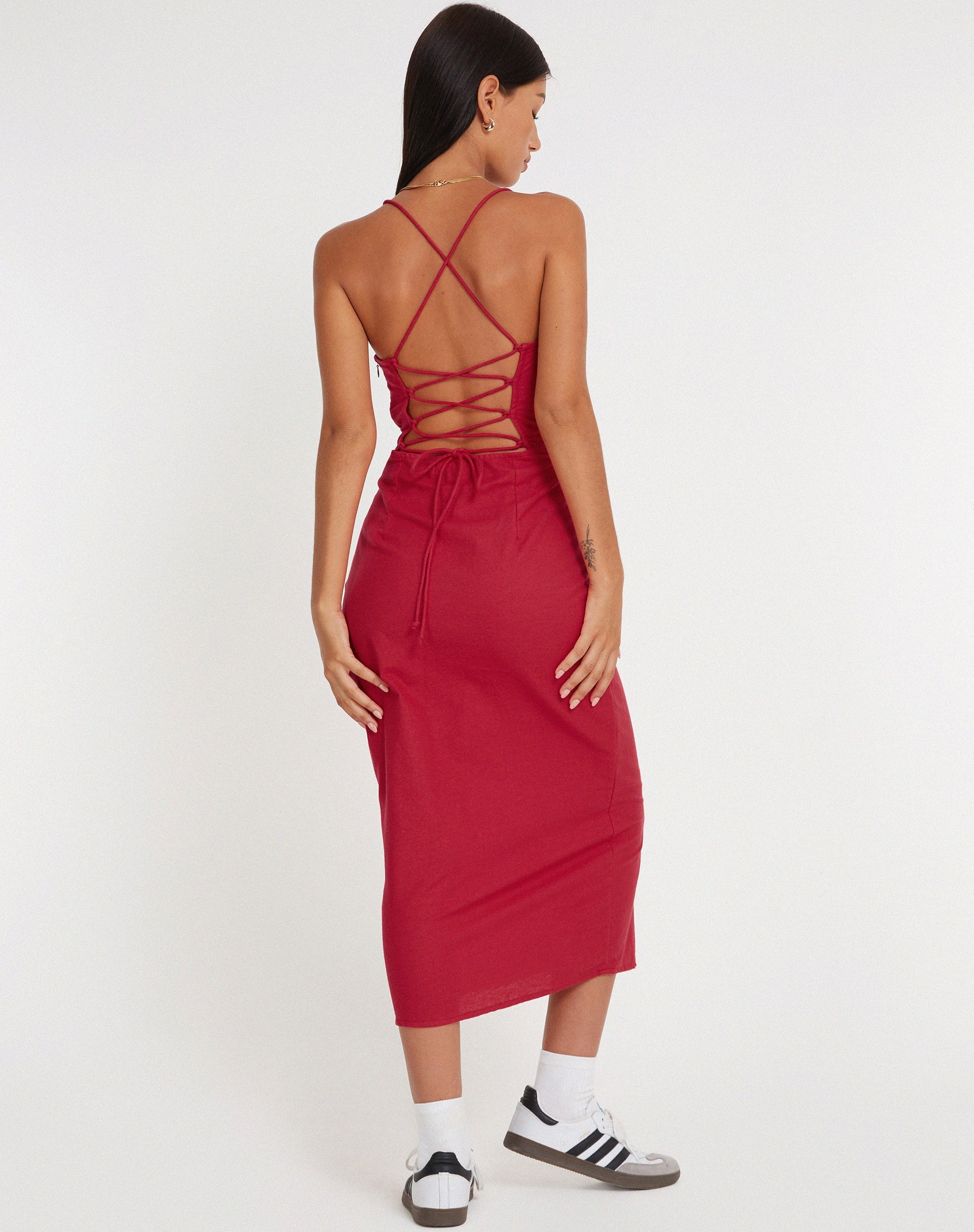 imagen de Sky Midi Dress in Tango Red