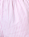 Raya vertical rosa y blanca