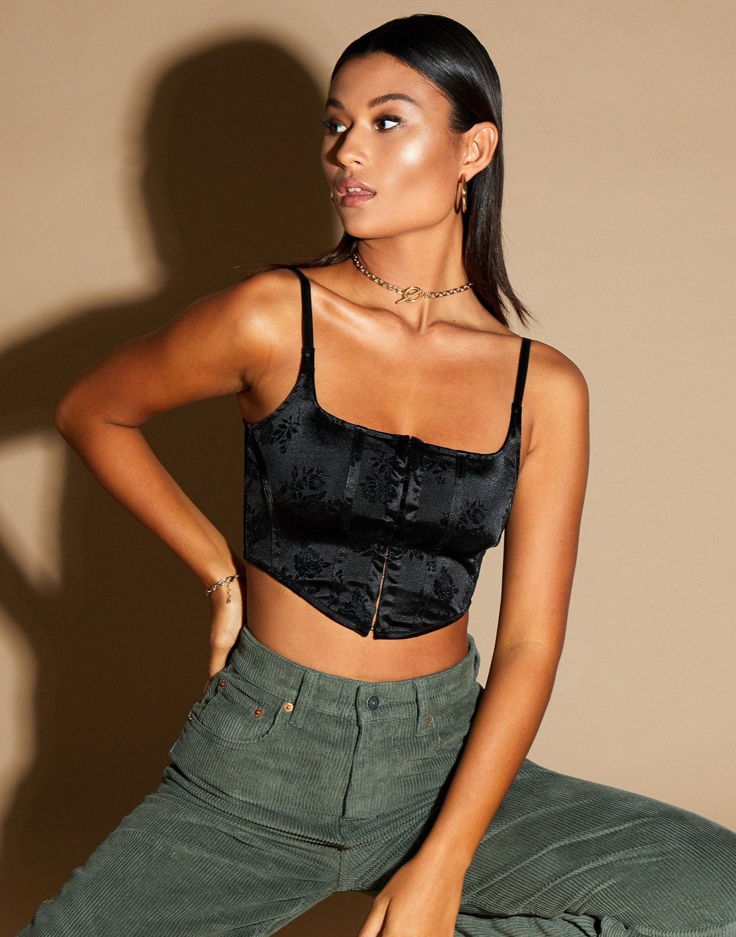 Imagen de Elicia Crop Top en Black Rose Flock