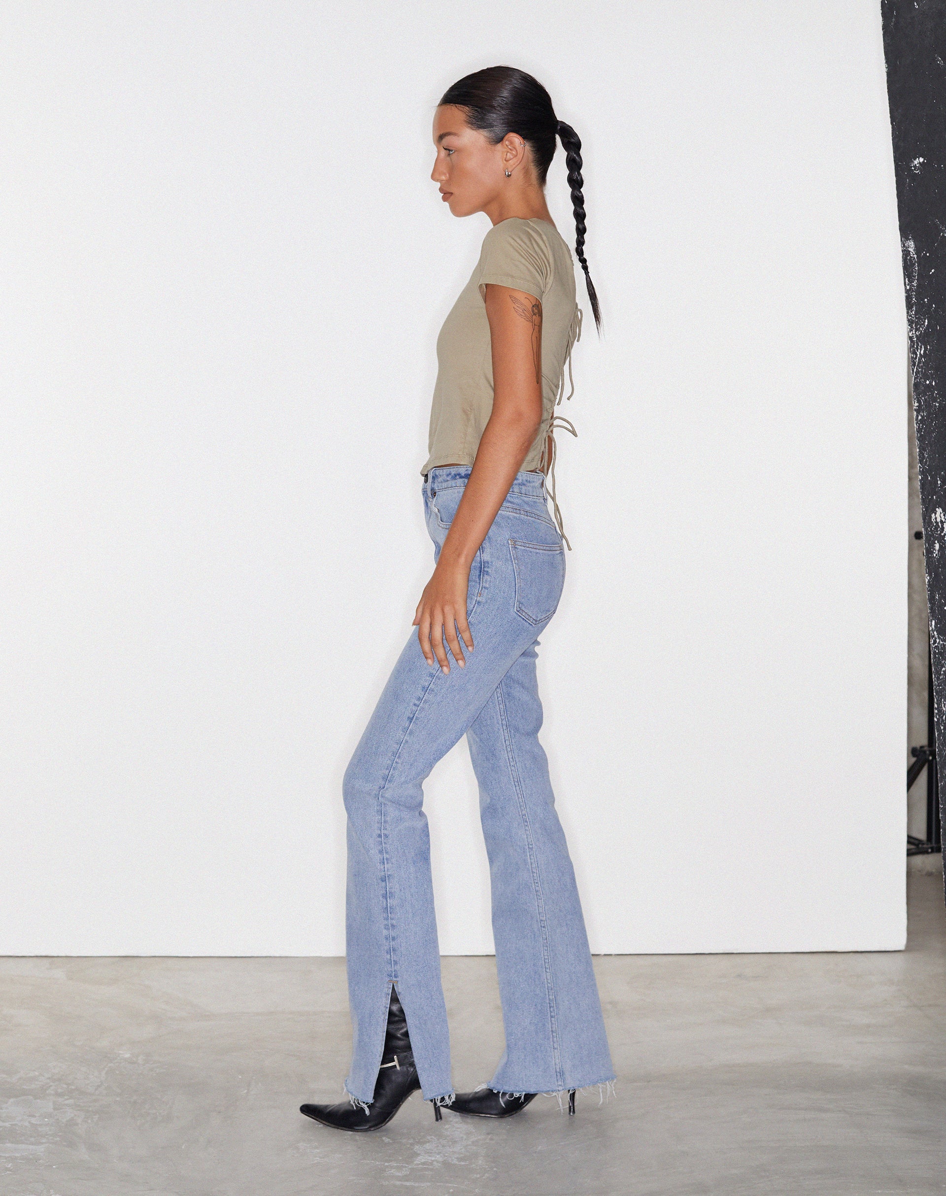 Imagen de Split Bootleg Jean en Light Wash