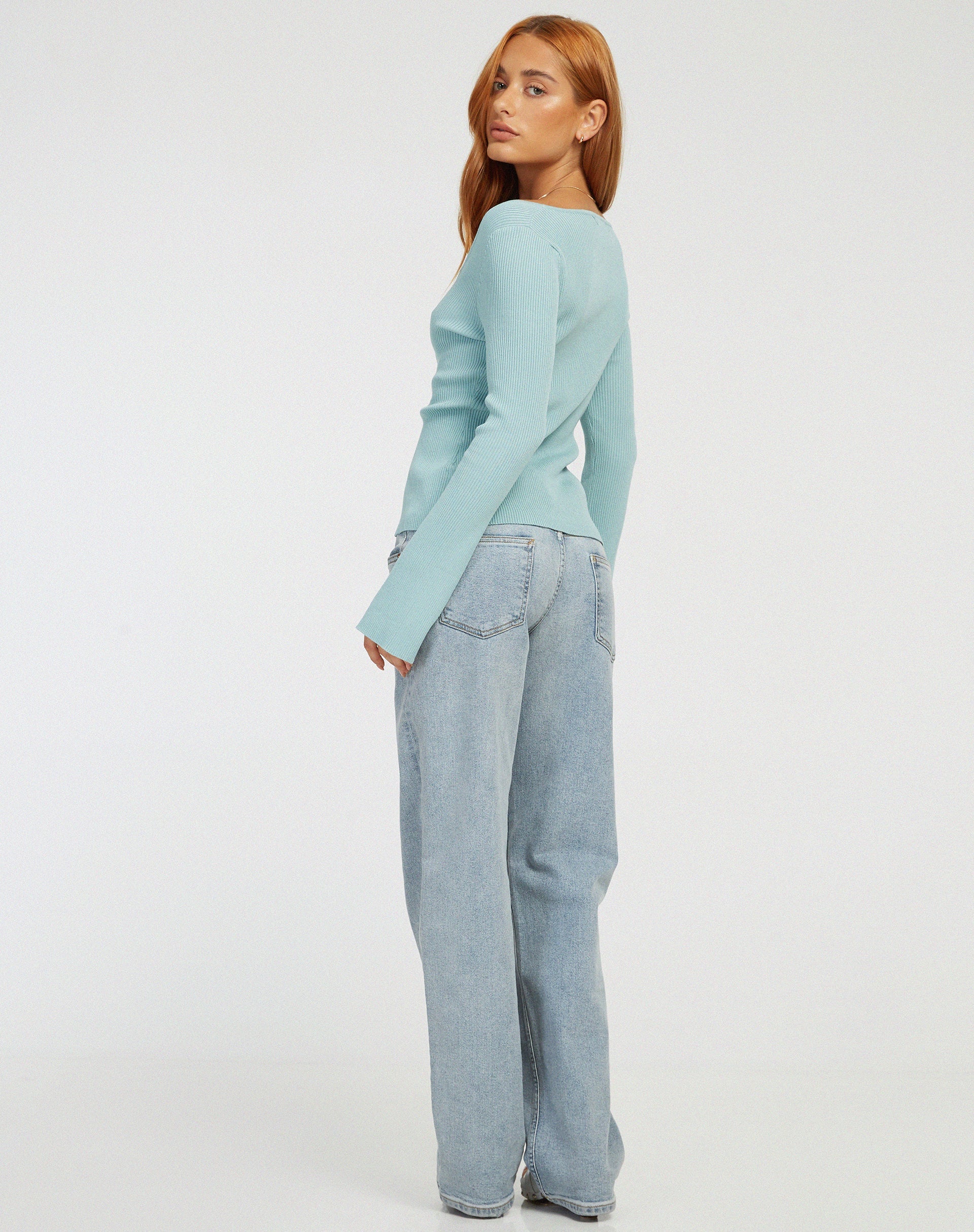 imagen de Sujata Cardi en Starlight Blue