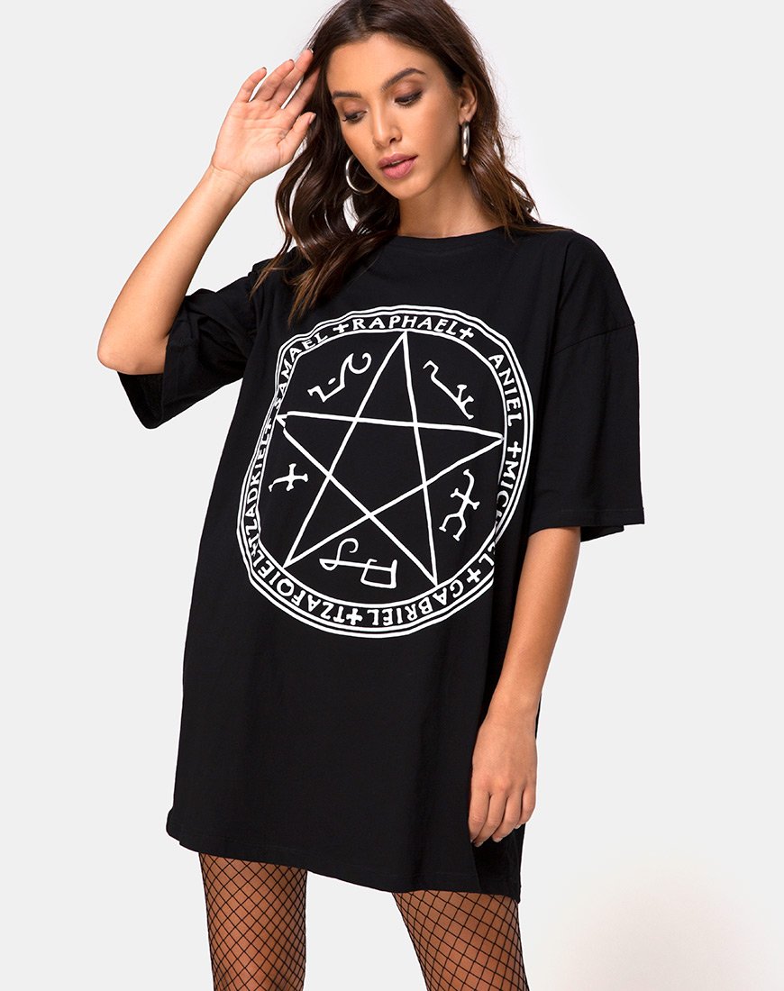 Imagen de Sunny Kiss Tee in Black Devil Trap