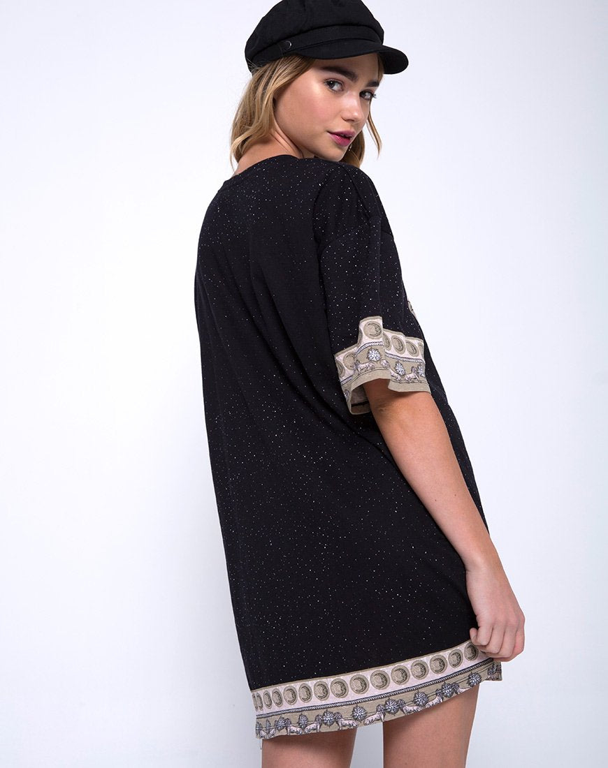 Camiseta oversize Sunny Kiss en Eclipse Placement