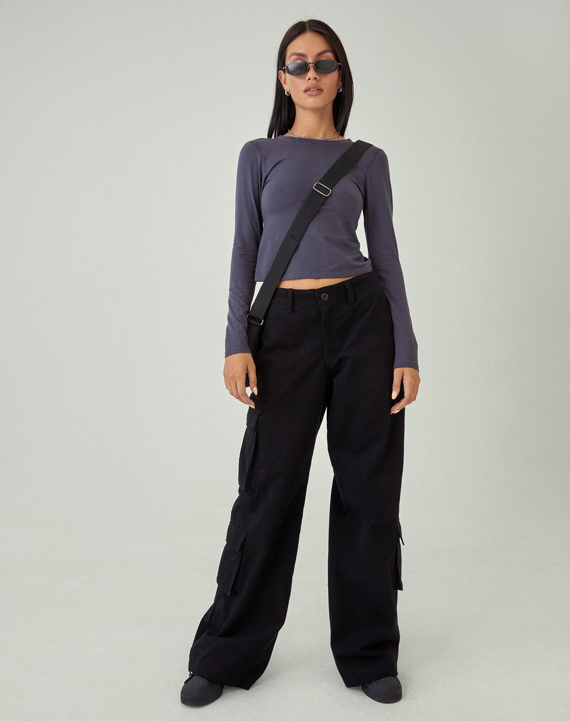 imagen de MOTEL X JACQUIE Shan Pantalón de pierna ancha en negro