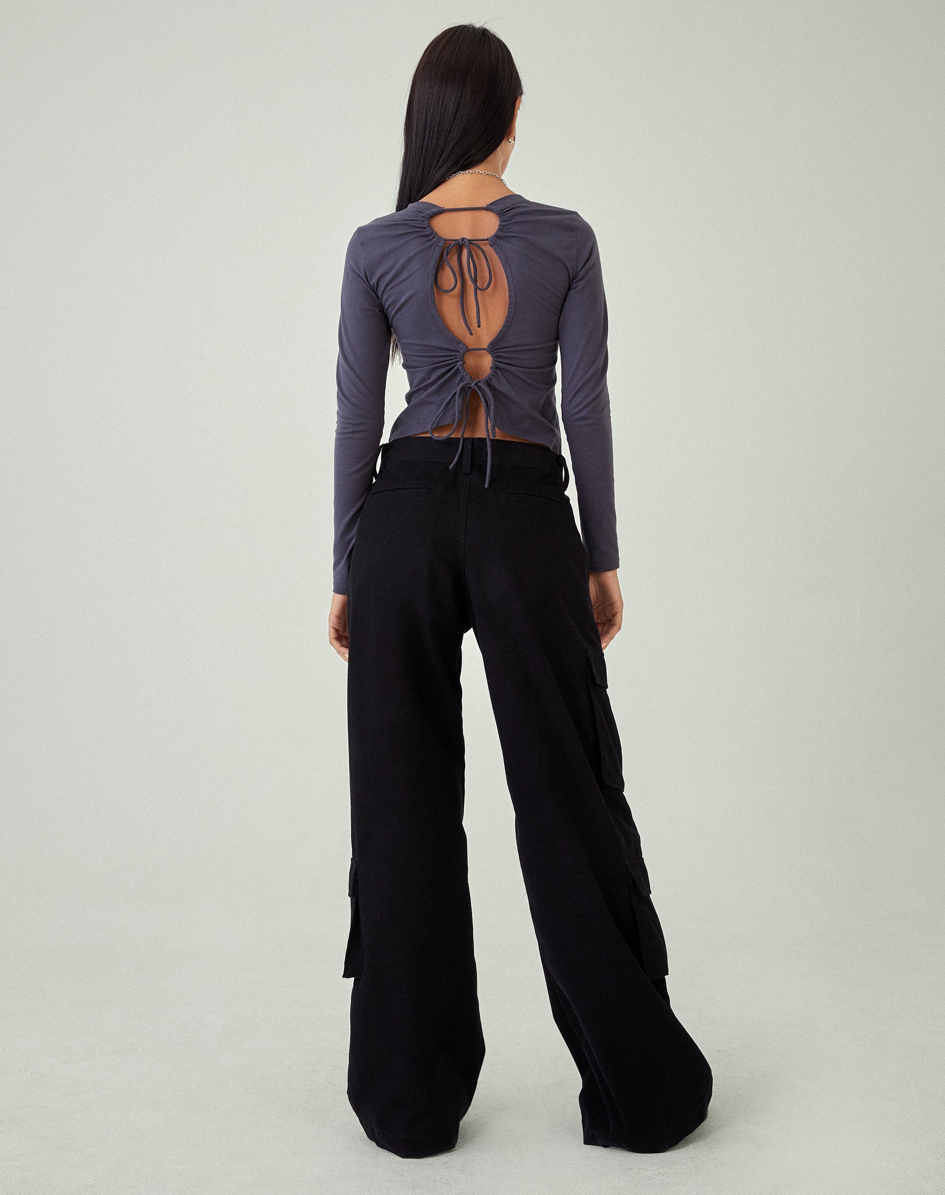 imagen de MOTEL X JACQUIE Shan Pantalón de pierna ancha en negro
