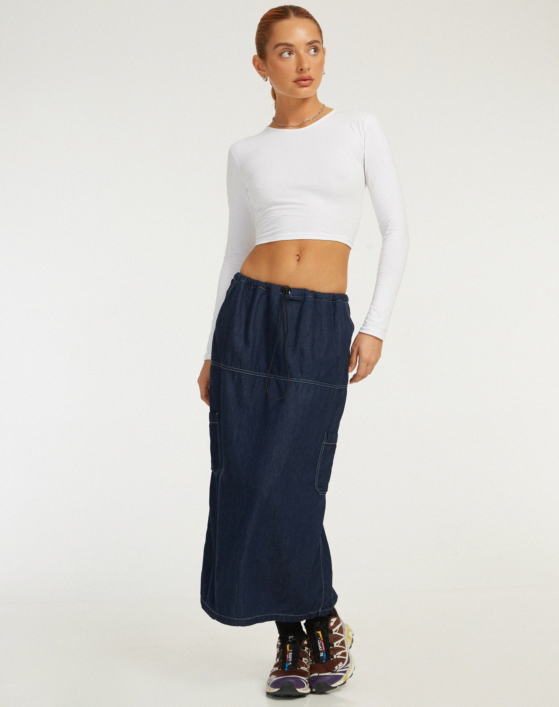imagen de Swari Midi Skirt in Denim Dark Chambray